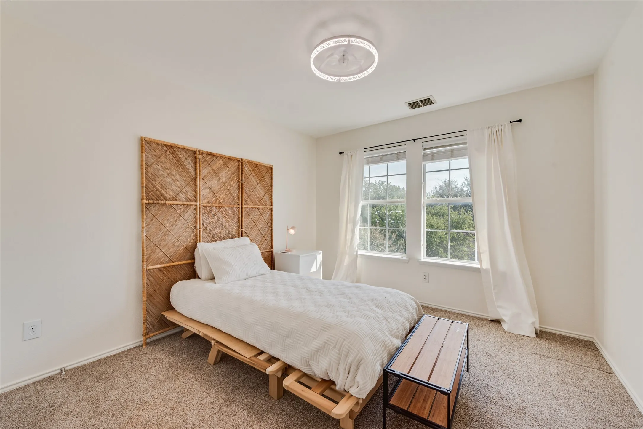 Single Family Residence For Sale in Denton County , 8425 Tyler Drive, Lantana, Texas 76226, 3 Bedroom, 3 Bathroom, 2 Garage spaces, 2,071 Sqft, built in 2003, mls#21395757, Real Estate Agent in Lantana, Homes For Sale in Denton county, Homes For Sale in Lantana, Realtor in Lantana Texas, Real Estate Brokerage Independent Realty Texas, Luminita Cordes Realtor