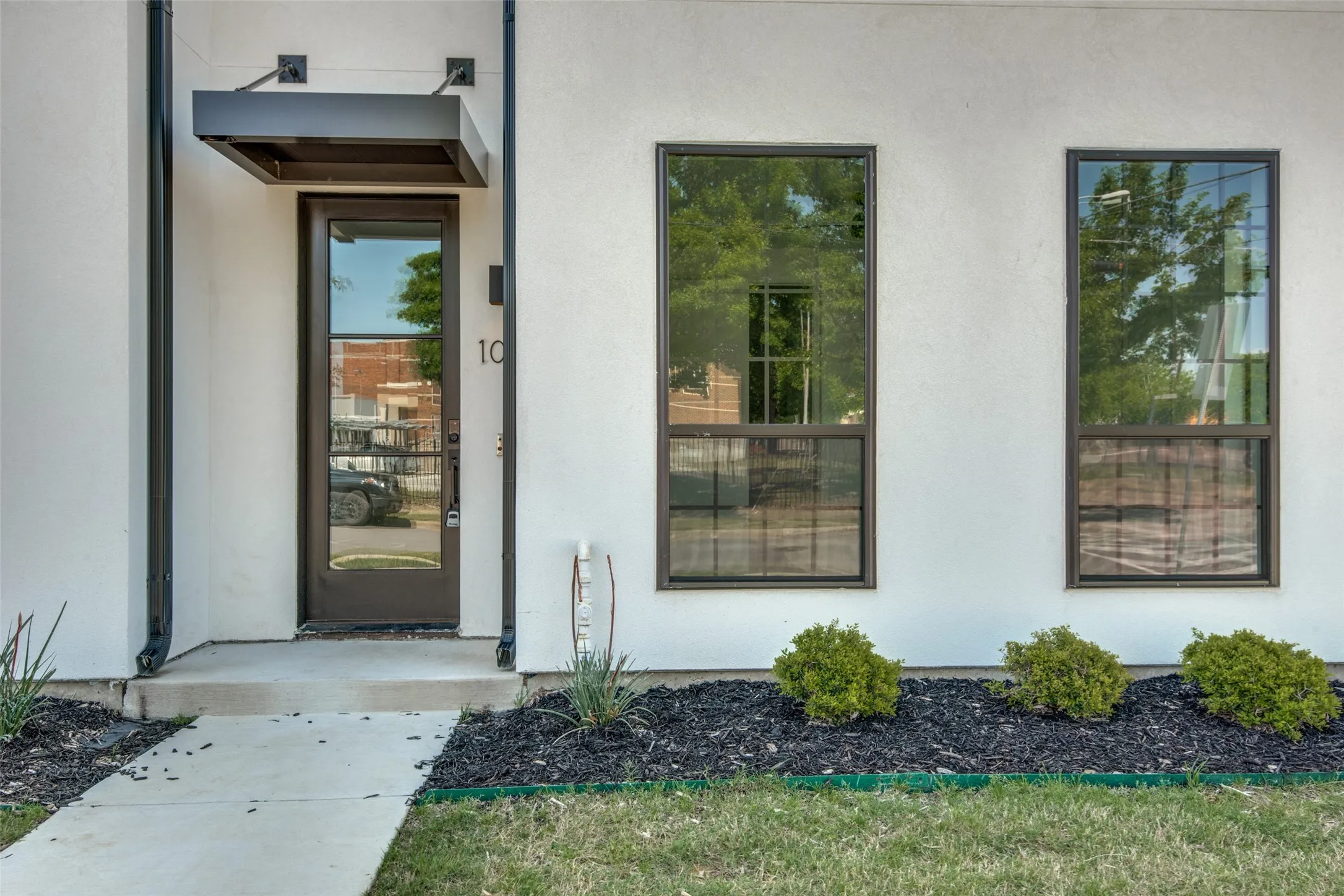 Gated entrance and private yard