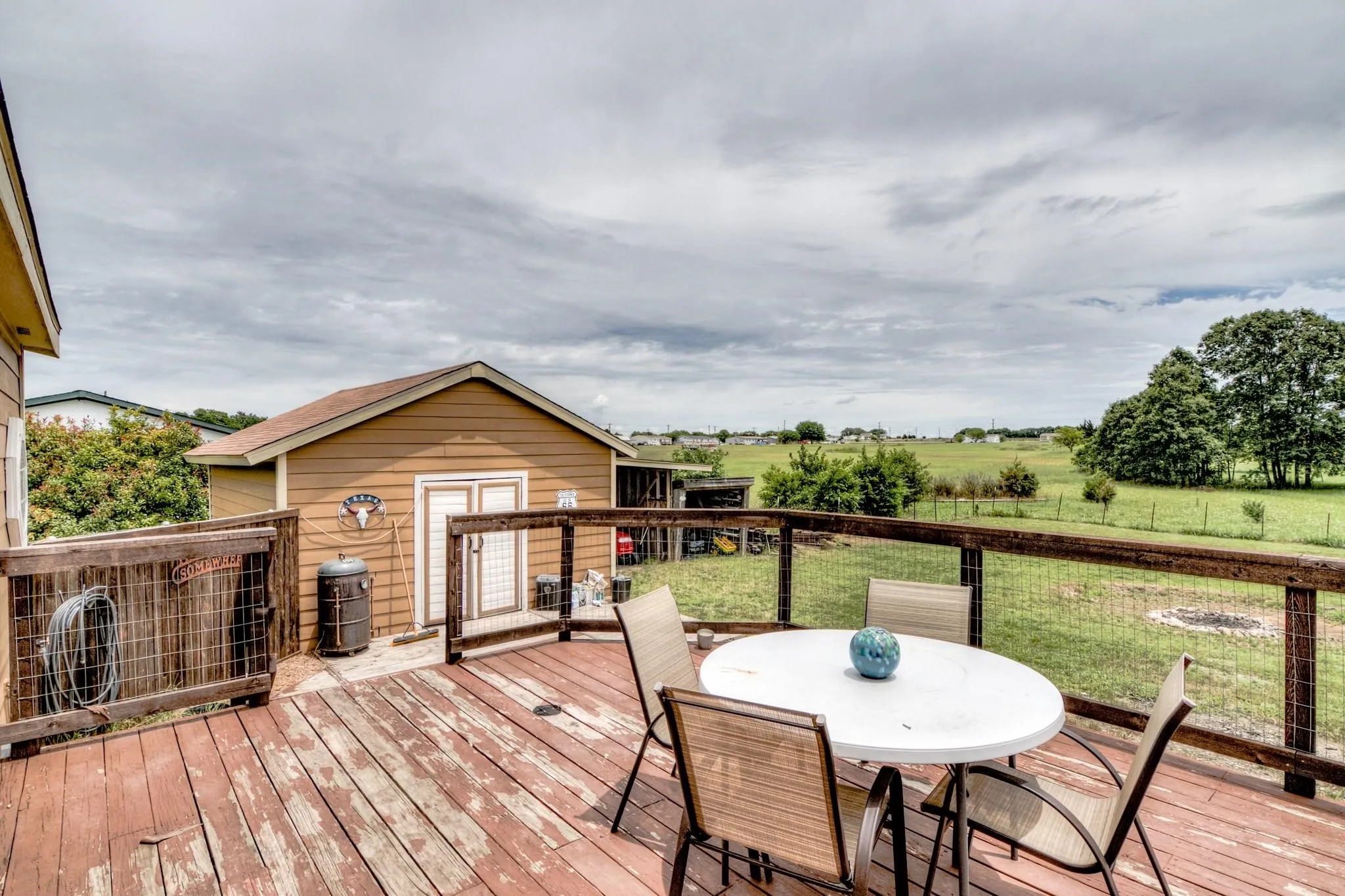 Mobile Home For Rent in Collin County , 2620 Bryant Street, Melissa, Texas 75454, 3 Bedroom, 2 Bathroom, Garage spaces, 1,500 Sqft, built in 2003, mls#21396844, Real Estate Agent in Melissa, Homes For Rent in Collin county, Homes For Rent in Melissa, Realtor in Melissa Texas, Real Estate Brokerage Independent Realty Texas, Luminita Cordes Realtor