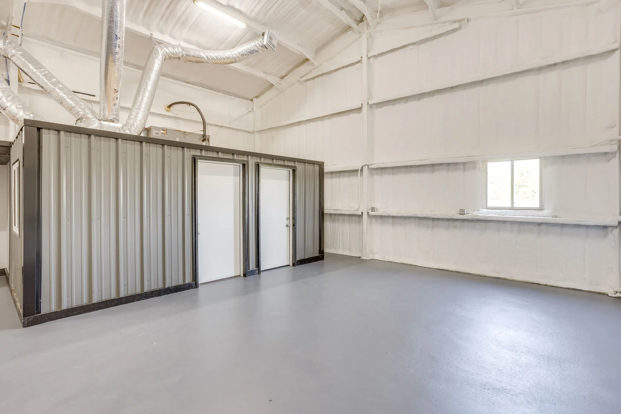 Single Family Residence For Sale in Johnson County , 9210 County Road 1229, Godley, Texas 76044, 2 Bedroom, 1 Bathroom, Garage spaces, 1,200 Sqft, built in 2021, mls#21390785, Real Estate Agent in Godley, Homes For Sale in Johnson county, Homes For Sale in Godley, Realtor in Godley Texas, Real Estate Brokerage Independent Realty Texas, Luminita Cordes Realtor