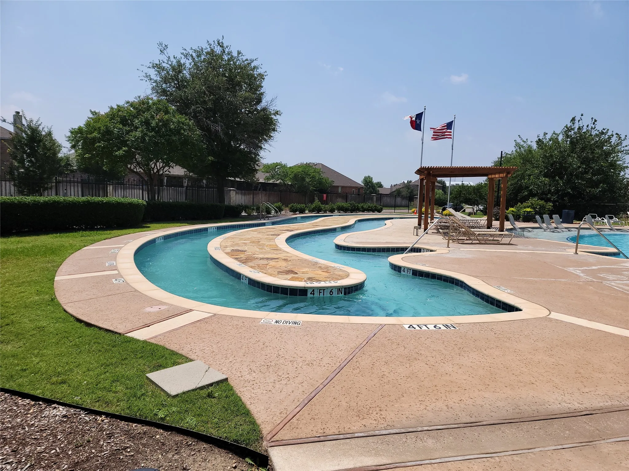 Access to Fort Worth LakePointe HOA's Community Pool is included with the rent!