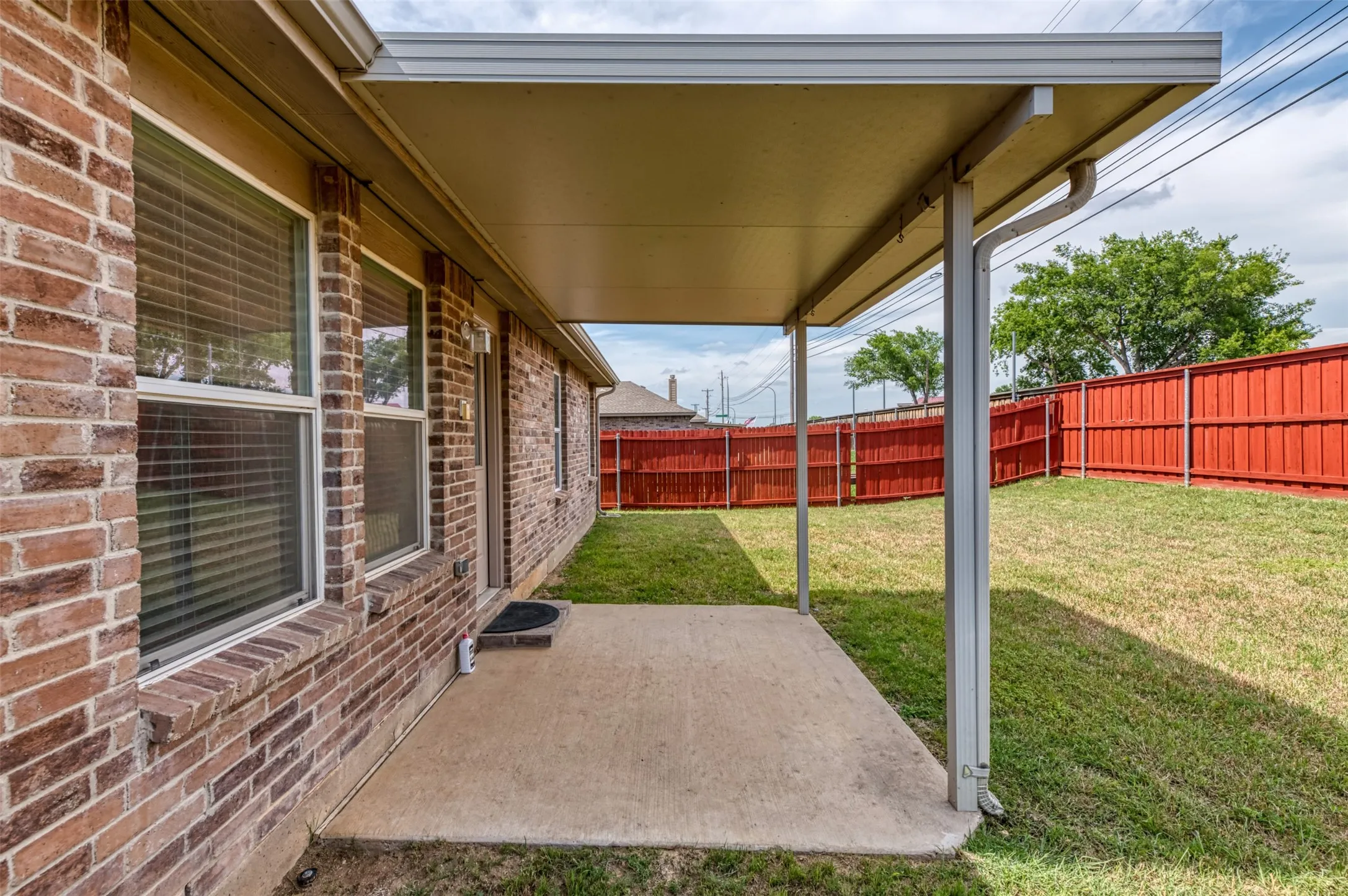 Covered back patio!