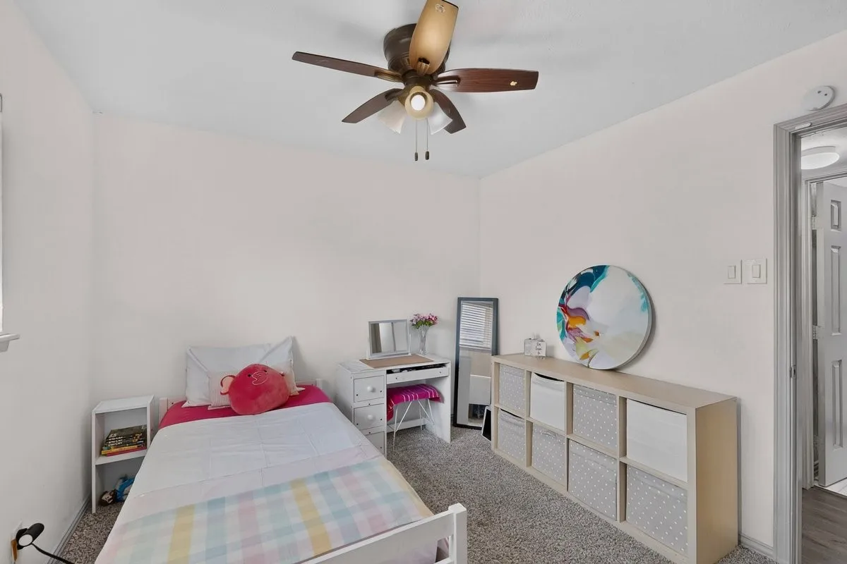 Single Family Residence For Sale in Dallas County , 10854 Villa Haven Drive, Dallas, Texas 75238, 3 Bedroom, 2 Bathroom, 2 Garage spaces, 1,950 Sqft, built in 1974, mls#21396852, Real Estate Agent in Dallas, Homes For Sale in Dallas county, Homes For Sale in Dallas, Realtor in Dallas Texas, Real Estate Brokerage Independent Realty Texas, Luminita Cordes Realtor