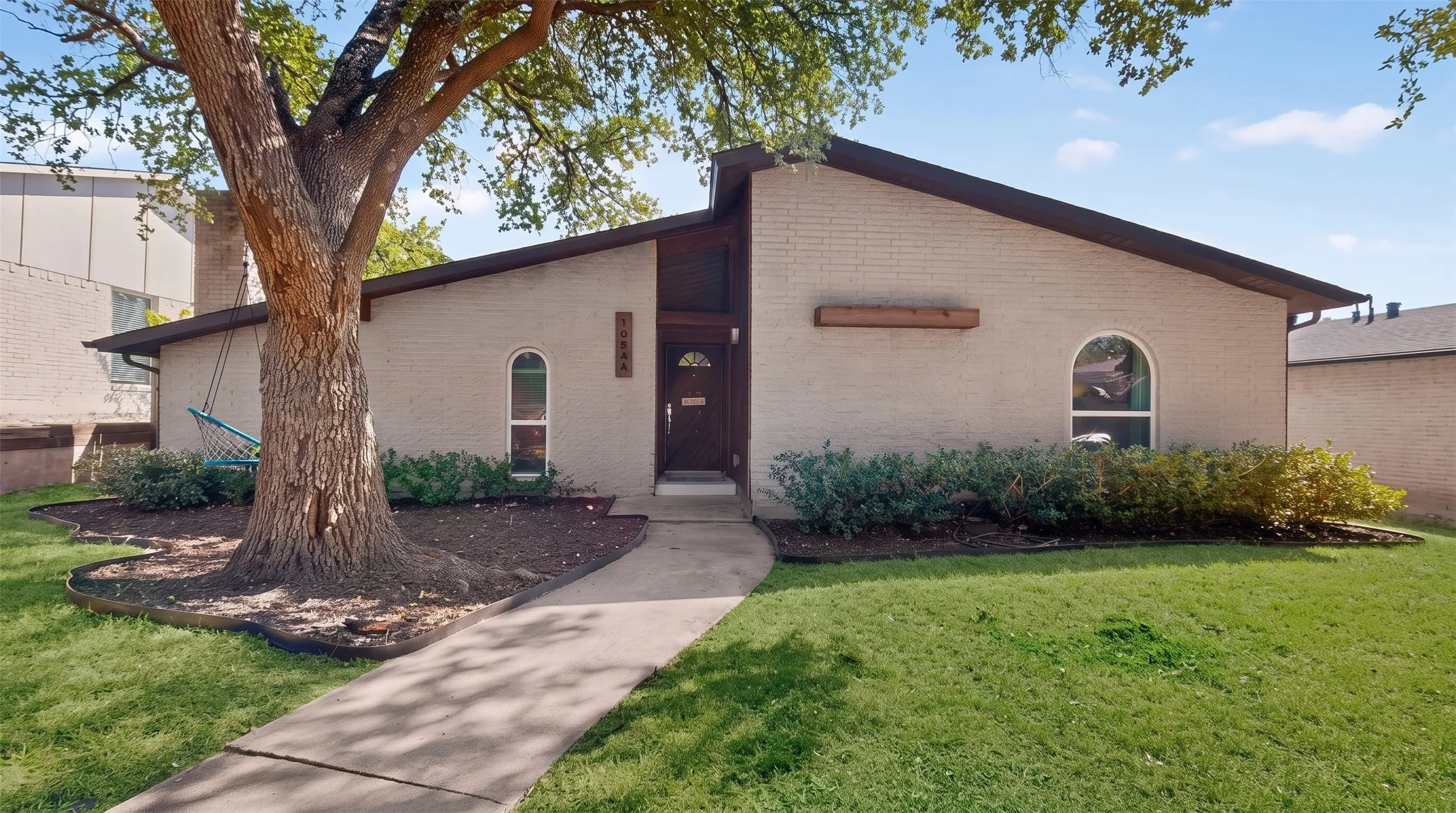 Single Family Residence For Sale