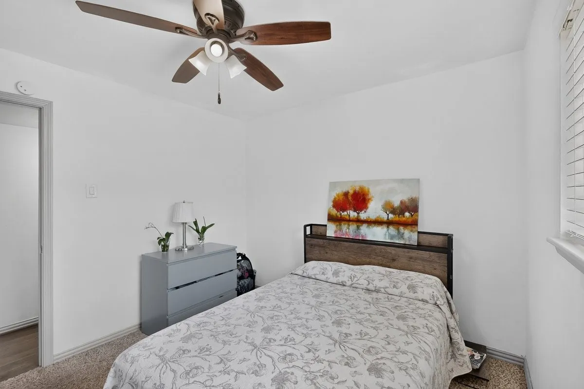 Single Family Residence For Sale in Dallas County , 10854 Villa Haven Drive, Dallas, Texas 75238, 3 Bedroom, 2 Bathroom, 2 Garage spaces, 1,950 Sqft, built in 1974, mls#21396852, Real Estate Agent in Dallas, Homes For Sale in Dallas county, Homes For Sale in Dallas, Realtor in Dallas Texas, Real Estate Brokerage Independent Realty Texas, Luminita Cordes Realtor