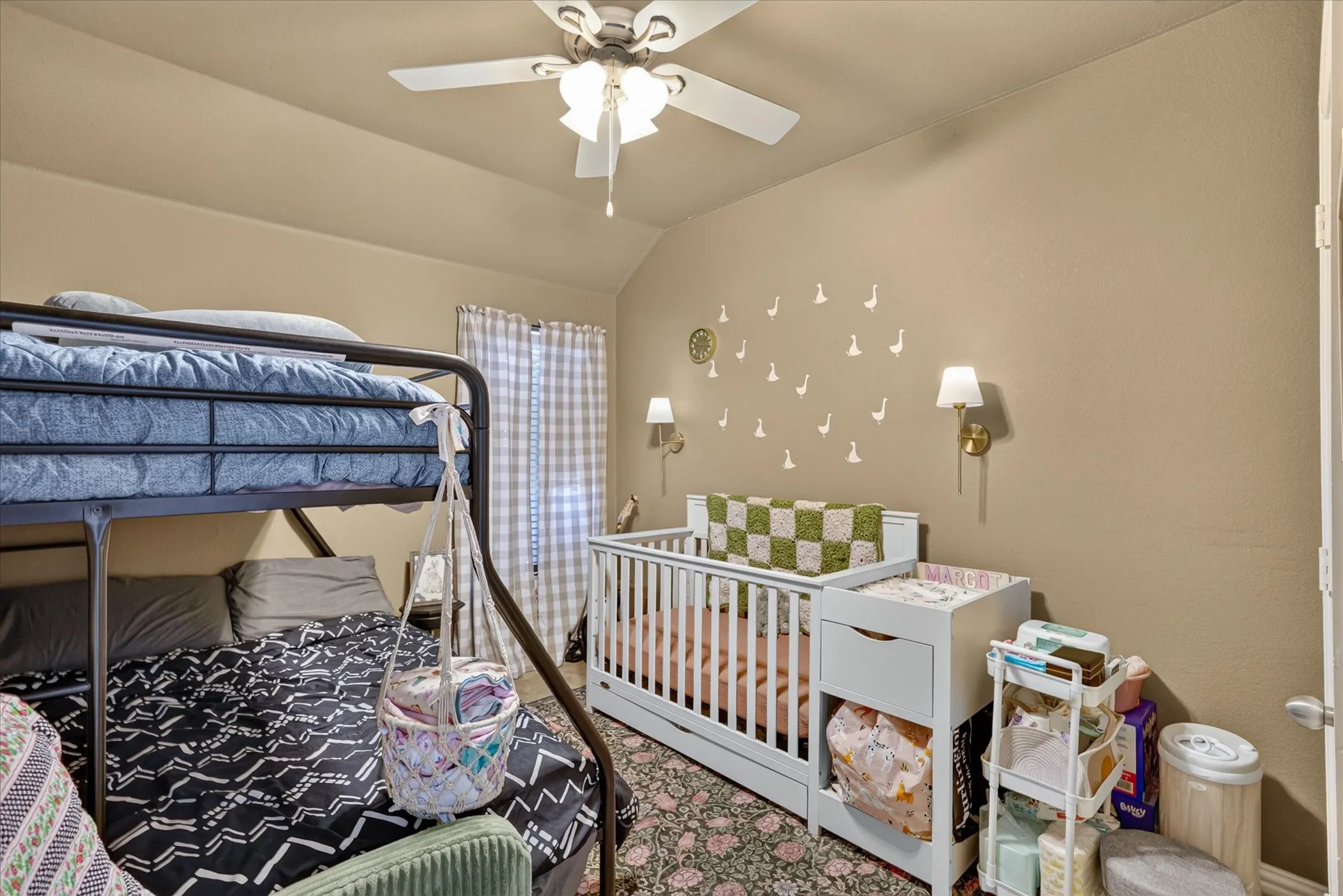 Single Family Residence For Sale in Kaufman County , 10418 Fireside Lane, Forney, Texas 75126, 3 Bedroom, 2 Bathroom, 2 Garage spaces, 1,818 Sqft, built in 2005, mls#21396851, Real Estate Agent in Forney, Homes For Sale in Kaufman county, Homes For Sale in Forney, Realtor in Forney Texas, Real Estate Brokerage Independent Realty Texas, Luminita Cordes Realtor