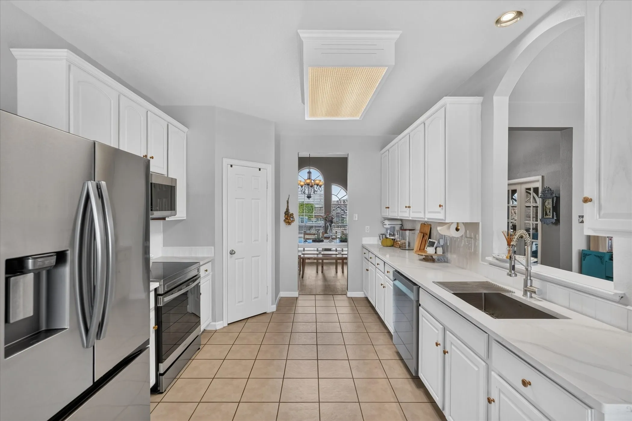 Single Family Residence For Sale in Kaufman County , 10418 Fireside Lane, Forney, Texas 75126, 3 Bedroom, 2 Bathroom, 2 Garage spaces, 1,818 Sqft, built in 2005, mls#21396851, Real Estate Agent in Forney, Homes For Sale in Kaufman county, Homes For Sale in Forney, Realtor in Forney Texas, Real Estate Brokerage Independent Realty Texas, Luminita Cordes Realtor