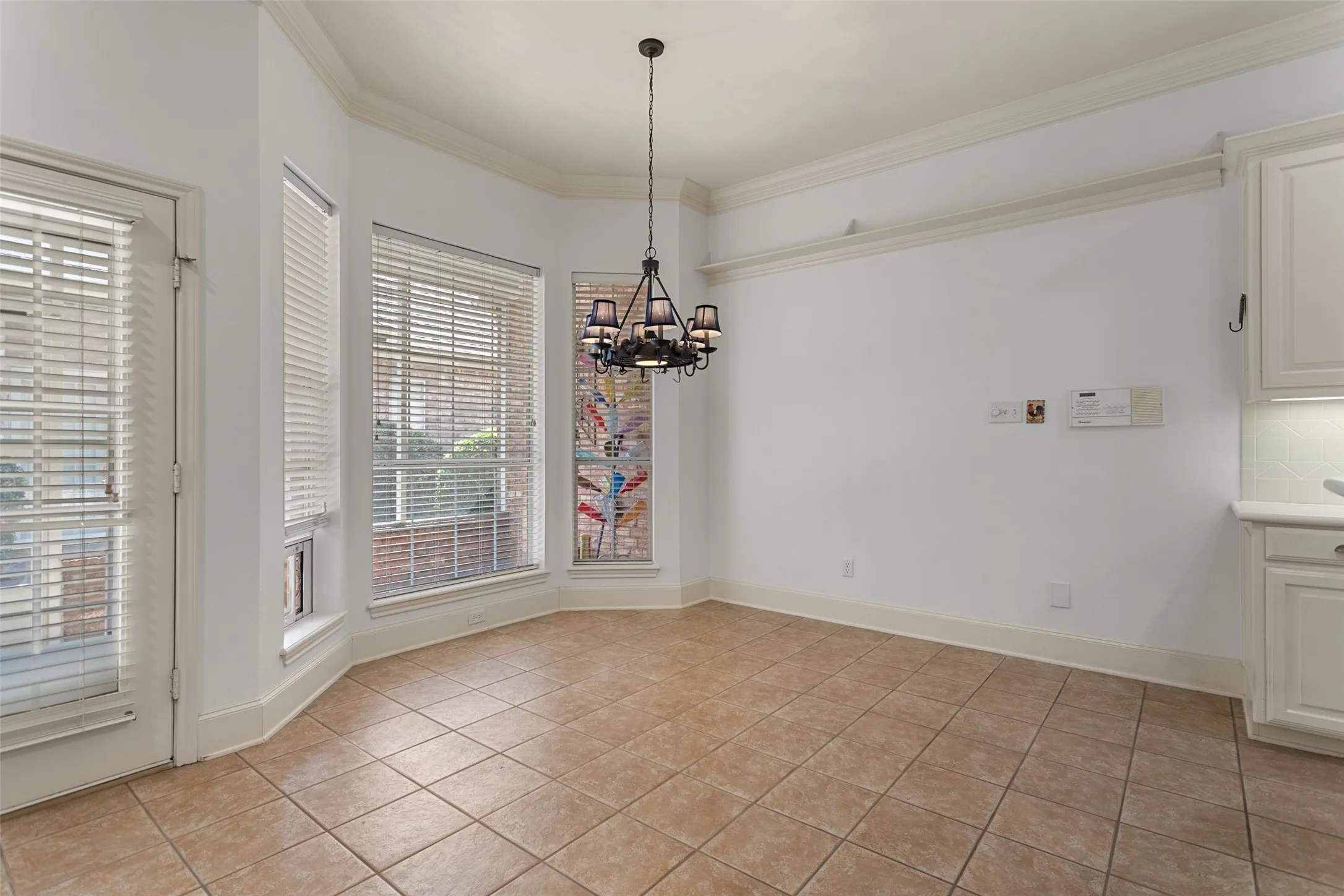 Condominium For Sale in Smith County , 2306 Homestead Lane, Tyler, Texas 75701, 3 Bedroom, 2 Bathroom, 2 Garage spaces, 1,665 Sqft, built in 2000, mls#21396857, Real Estate Agent in Tyler, Homes For Sale in Smith county, Homes For Sale in Tyler, Realtor in Tyler Texas, Real Estate Brokerage Independent Realty Texas, Luminita Cordes Realtor