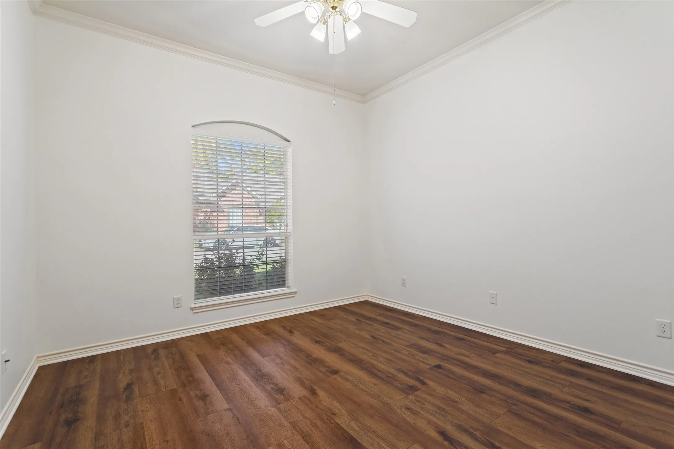 Condominium For Sale in Smith County , 2306 Homestead Lane, Tyler, Texas 75701, 3 Bedroom, 2 Bathroom, 2 Garage spaces, 1,665 Sqft, built in 2000, mls#21396857, Real Estate Agent in Tyler, Homes For Sale in Smith county, Homes For Sale in Tyler, Realtor in Tyler Texas, Real Estate Brokerage Independent Realty Texas, Luminita Cordes Realtor