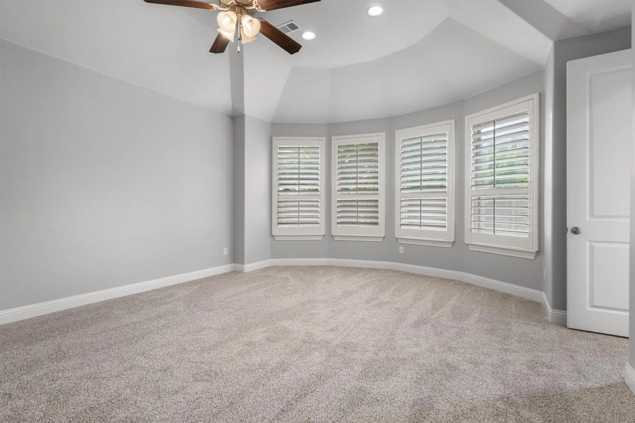 Single Family Residence For Rent in Denton County , 1217 7th Street, Argyle, Texas 76226, 4 Bedroom, 3 Bathroom, 3 Garage spaces, 3,049 Sqft, built in 2017, mls#21396524, Real Estate Agent in Argyle, Homes For Rent in Denton county, Homes For Rent in Argyle, Realtor in Argyle Texas, Real Estate Brokerage Independent Realty Texas, Luminita Cordes Realtor
