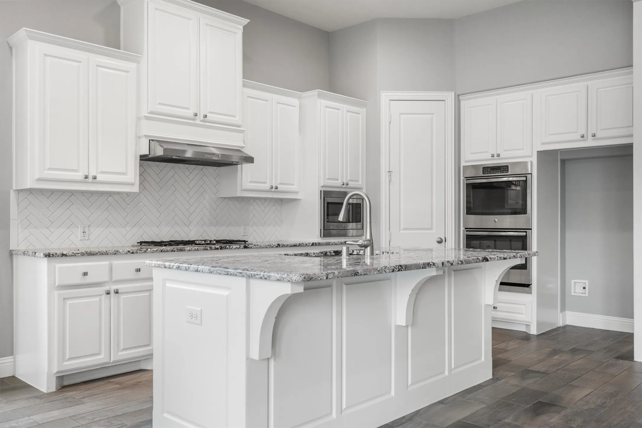 Single Family Residence For Rent in Denton County , 1217 7th Street, Argyle, Texas 76226, 4 Bedroom, 3 Bathroom, 3 Garage spaces, 3,049 Sqft, built in 2017, mls#21396524, Real Estate Agent in Argyle, Homes For Rent in Denton county, Homes For Rent in Argyle, Realtor in Argyle Texas, Real Estate Brokerage Independent Realty Texas, Luminita Cordes Realtor