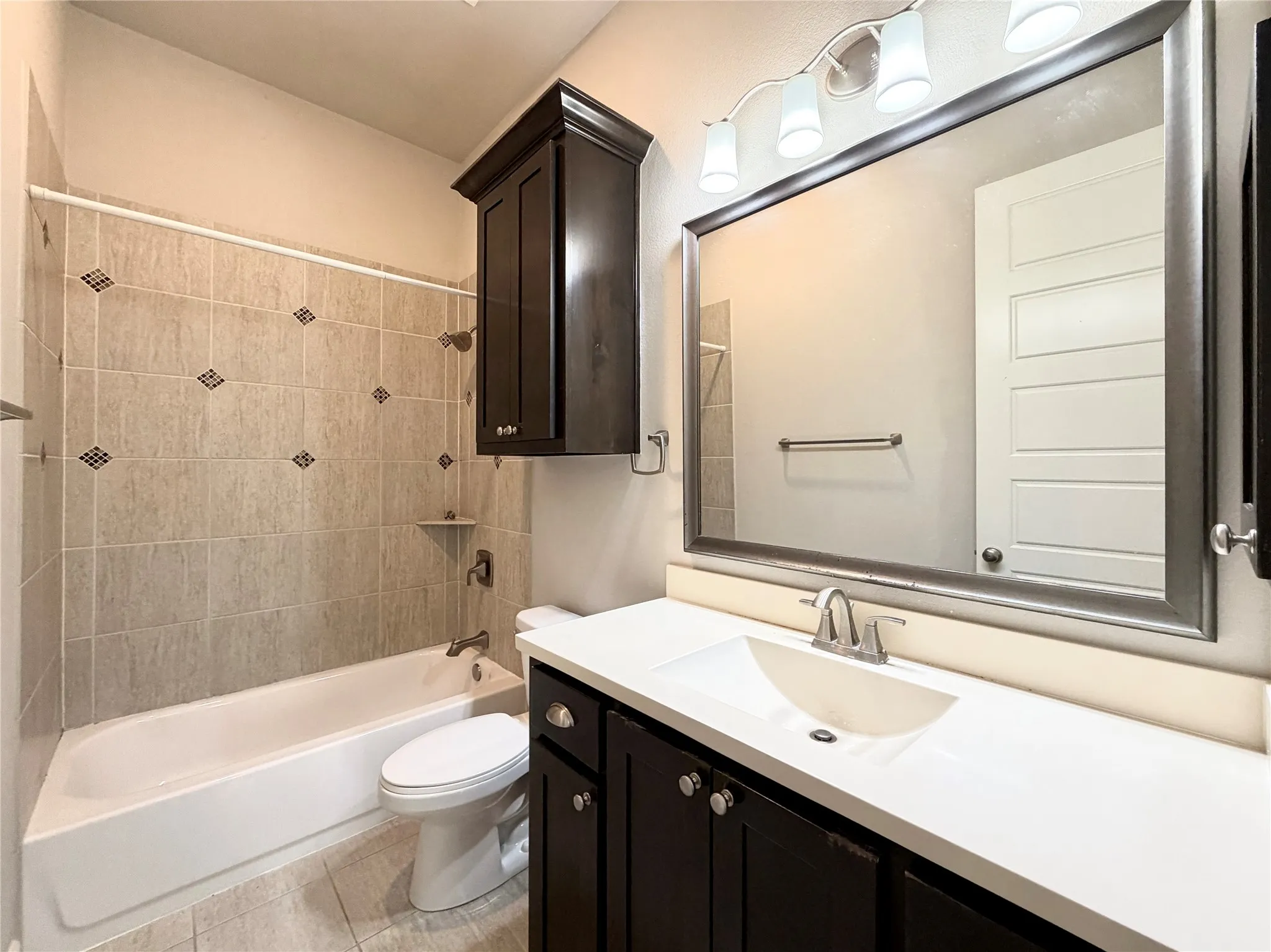 Single Family Residence For Rent in Denton County , 1005 Moonstone Street, Carrollton, Texas 75007, 3 Bedroom, 2 Bathroom, 2 Garage spaces, 1,795 Sqft, built in 2015, mls#21396859, Real Estate Agent in Carrollton, Homes For Rent in Denton county, Homes For Rent in Carrollton, Realtor in Carrollton Texas, Real Estate Brokerage Independent Realty Texas, Luminita Cordes Realtor