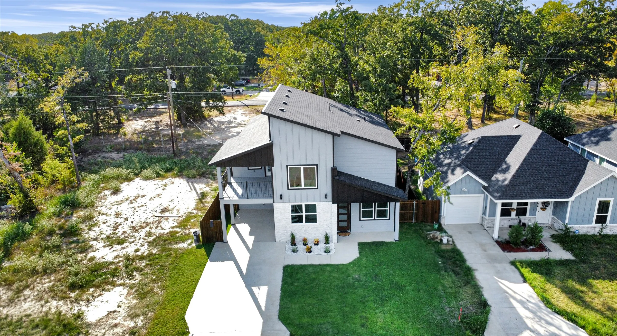 Single Family Residence For Sale in Henderson County , 6108 Chickasaw Drive, Mabank, Texas 75156, 4 Bedroom, 3 Bathroom, 1 Garage spaces, 2,627 Sqft, built in 2026, mls#21396867, Real Estate Agent in Mabank, Homes For Sale in Henderson county, Homes For Sale in Mabank, Realtor in Mabank Texas, Real Estate Brokerage Independent Realty Texas, Luminita Cordes Realtor