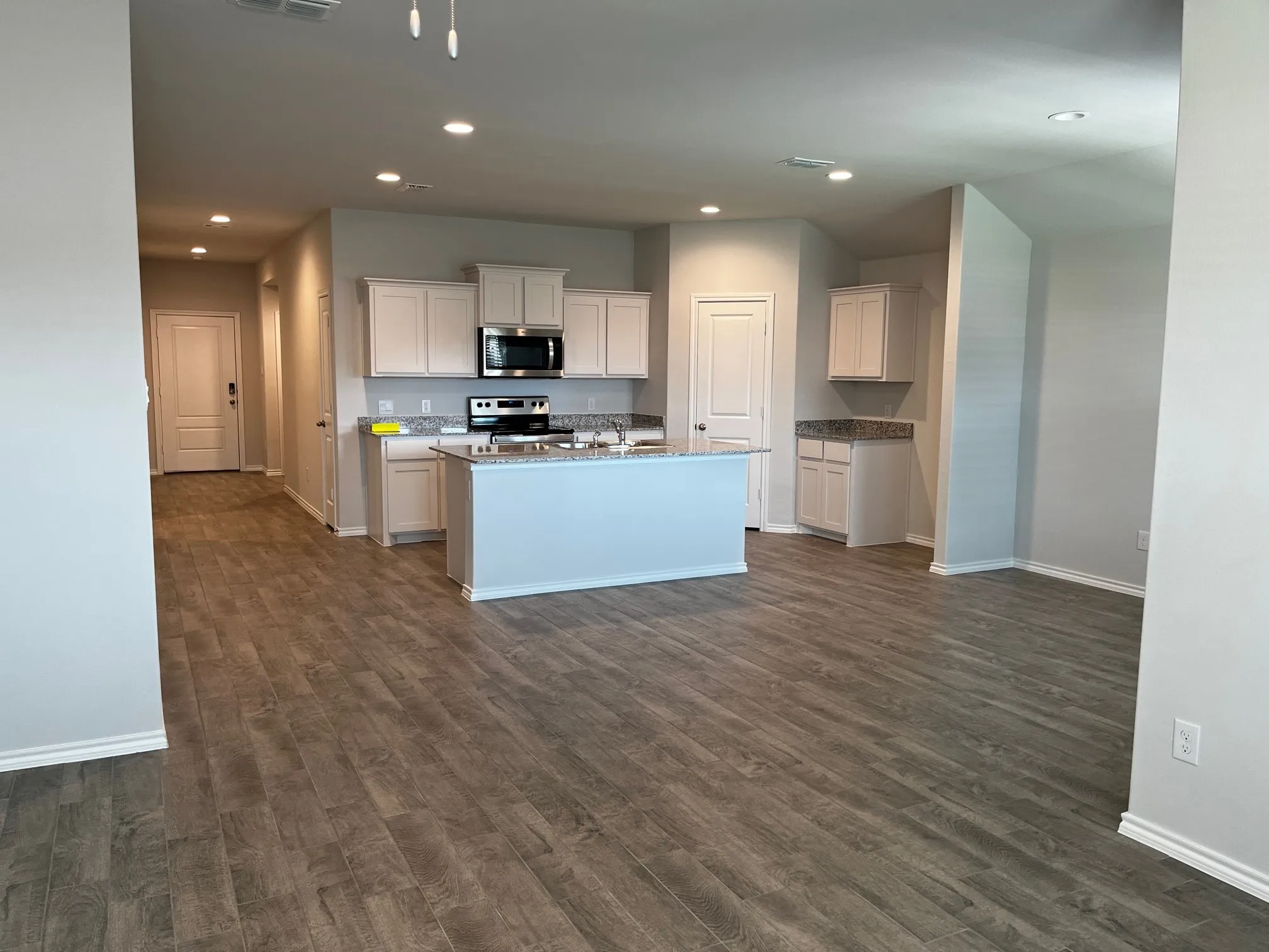 Single Family Residence For Rent in Tarrant County , 2945 Manu Street, Fort Worth, Texas 76123, 4 Bedroom, 2 Bathroom, 2 Garage spaces, 1,860 Sqft, built in 2023, mls#21393137, Real Estate Agent in Fort Worth, Homes For Rent in Tarrant county, Homes For Rent in Fort Worth, Realtor in Fort Worth Texas, Real Estate Brokerage Independent Realty Texas, Luminita Cordes Realtor