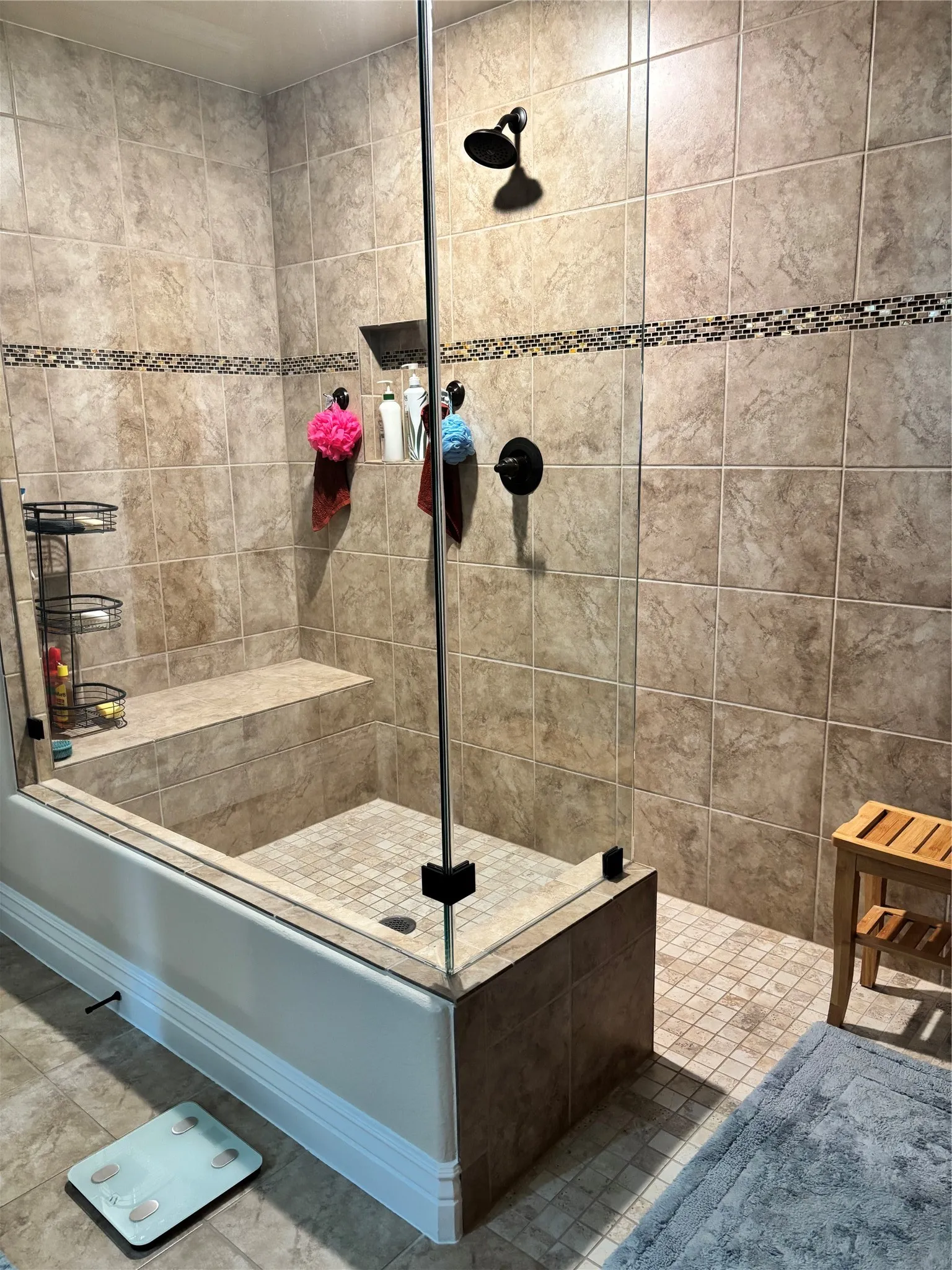 Large Walk in Shower with built in seat
