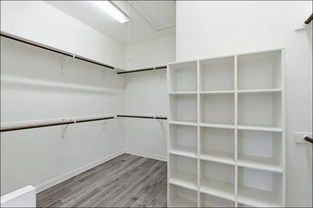 Townhouse For Rent in Denton County , 555 Waterloo Drive, Lewisville, Texas 75067, 3 Bedroom, 3 Bathroom, 2 Garage spaces, 2,000 Sqft, built in 2016, mls#21392409, Real Estate Agent in Lewisville, Homes For Rent in Denton county, Homes For Rent in Lewisville, Realtor in Lewisville Texas, Real Estate Brokerage Independent Realty Texas, Luminita Cordes Realtor