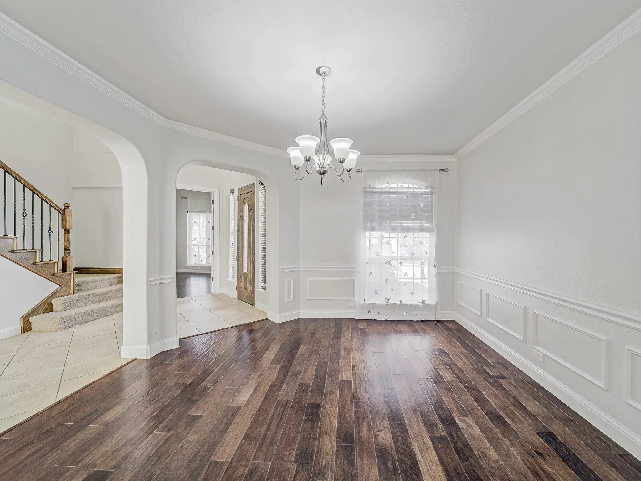 Single Family Residence For Rent in Denton County , 419 Aylesbury Drive, Roanoke, Texas 76262, 4 Bedroom, 4 Bathroom, 2 Garage spaces, 3,645 Sqft, built in 2014, mls#21396875, Real Estate Agent in Roanoke, Homes For Rent in Denton county, Homes For Rent in Roanoke, Realtor in Roanoke Texas, Real Estate Brokerage Independent Realty Texas, Luminita Cordes Realtor