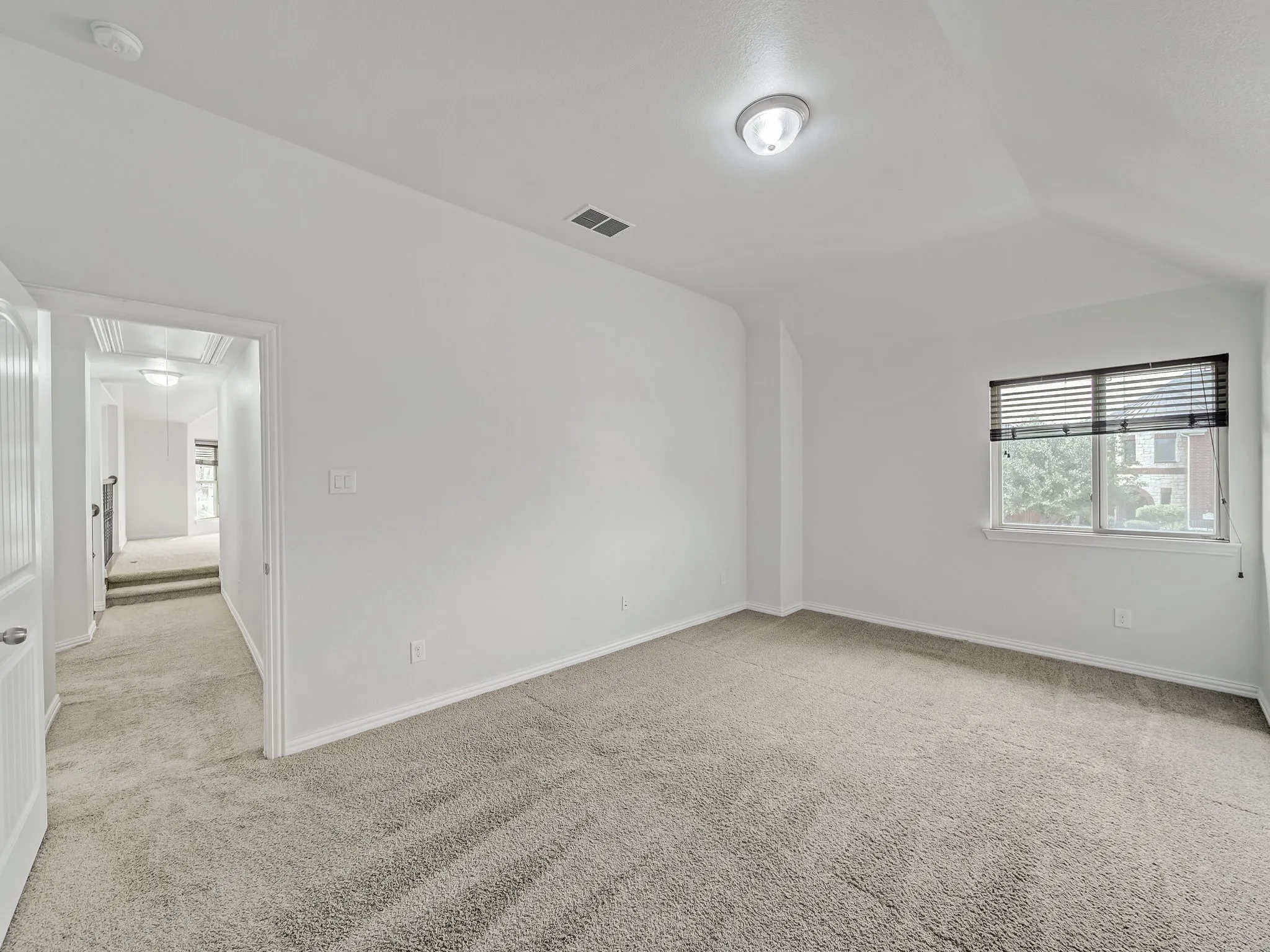 Single Family Residence For Rent in Denton County , 419 Aylesbury Drive, Roanoke, Texas 76262, 4 Bedroom, 4 Bathroom, 2 Garage spaces, 3,645 Sqft, built in 2014, mls#21396875, Real Estate Agent in Roanoke, Homes For Rent in Denton county, Homes For Rent in Roanoke, Realtor in Roanoke Texas, Real Estate Brokerage Independent Realty Texas, Luminita Cordes Realtor
