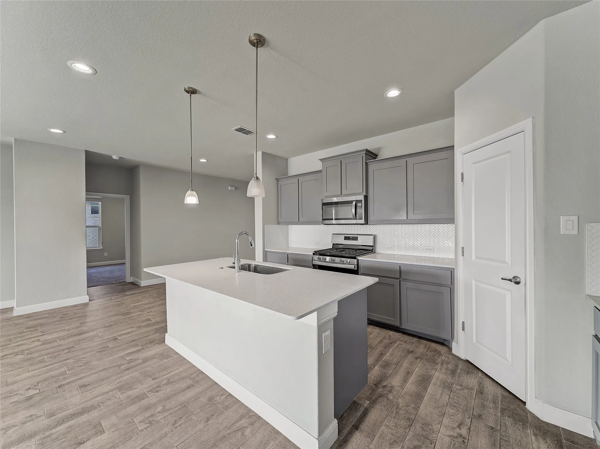 Single Family Residence For Rent in Denton County , 15816 Farringdon Street, Fort Worth, Texas 76247, 4 Bedroom, 2 Bathroom, 2 Garage spaces, 2,100 Sqft, built in 2021, mls#21396876, Real Estate Agent in Fort Worth, Homes For Rent in Denton county, Homes For Rent in Fort Worth, Realtor in Fort Worth Texas, Real Estate Brokerage Independent Realty Texas, Luminita Cordes Realtor