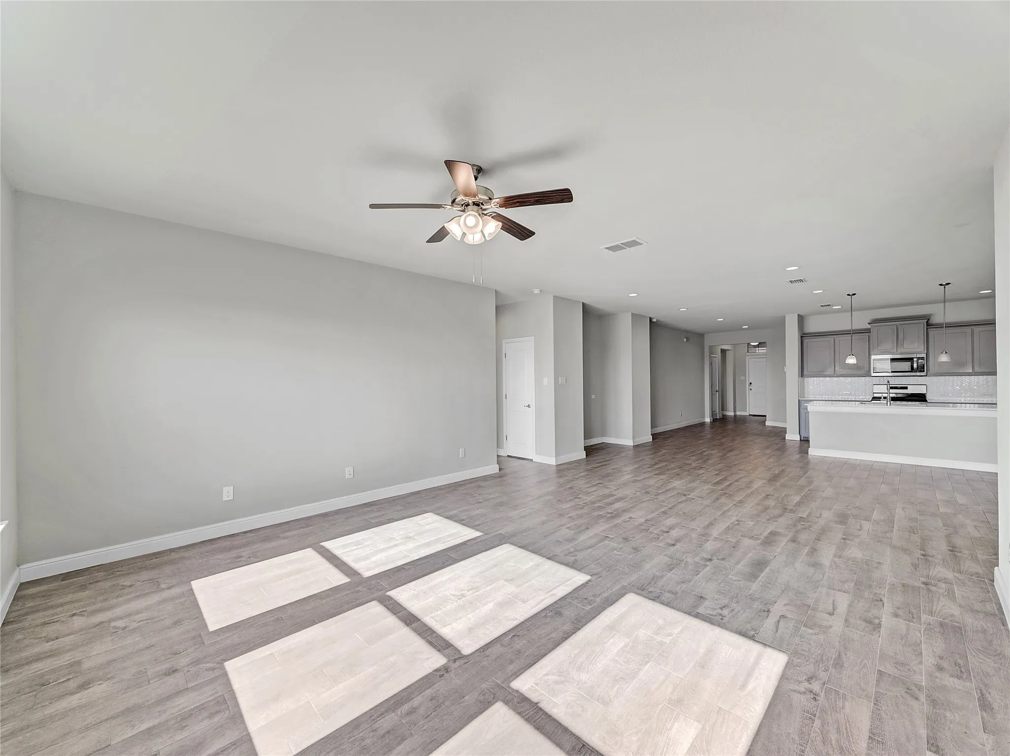 Single Family Residence For Rent in Denton County , 15816 Farringdon Street, Fort Worth, Texas 76247, 4 Bedroom, 2 Bathroom, 2 Garage spaces, 2,100 Sqft, built in 2021, mls#21396876, Real Estate Agent in Fort Worth, Homes For Rent in Denton county, Homes For Rent in Fort Worth, Realtor in Fort Worth Texas, Real Estate Brokerage Independent Realty Texas, Luminita Cordes Realtor