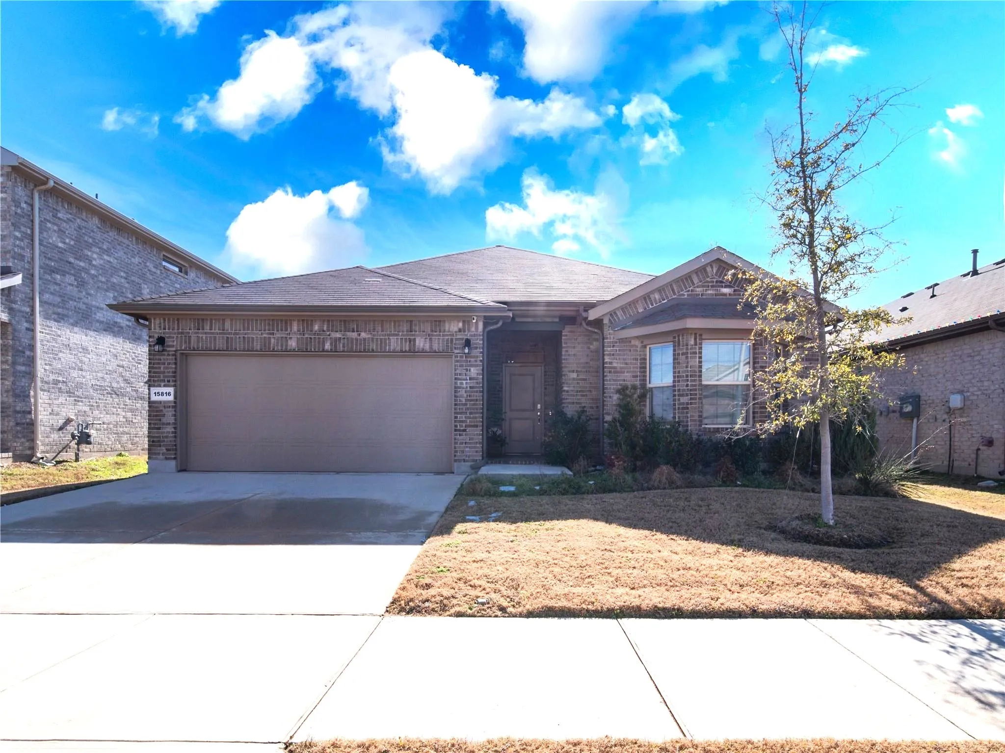 Single Family Residence For Rent