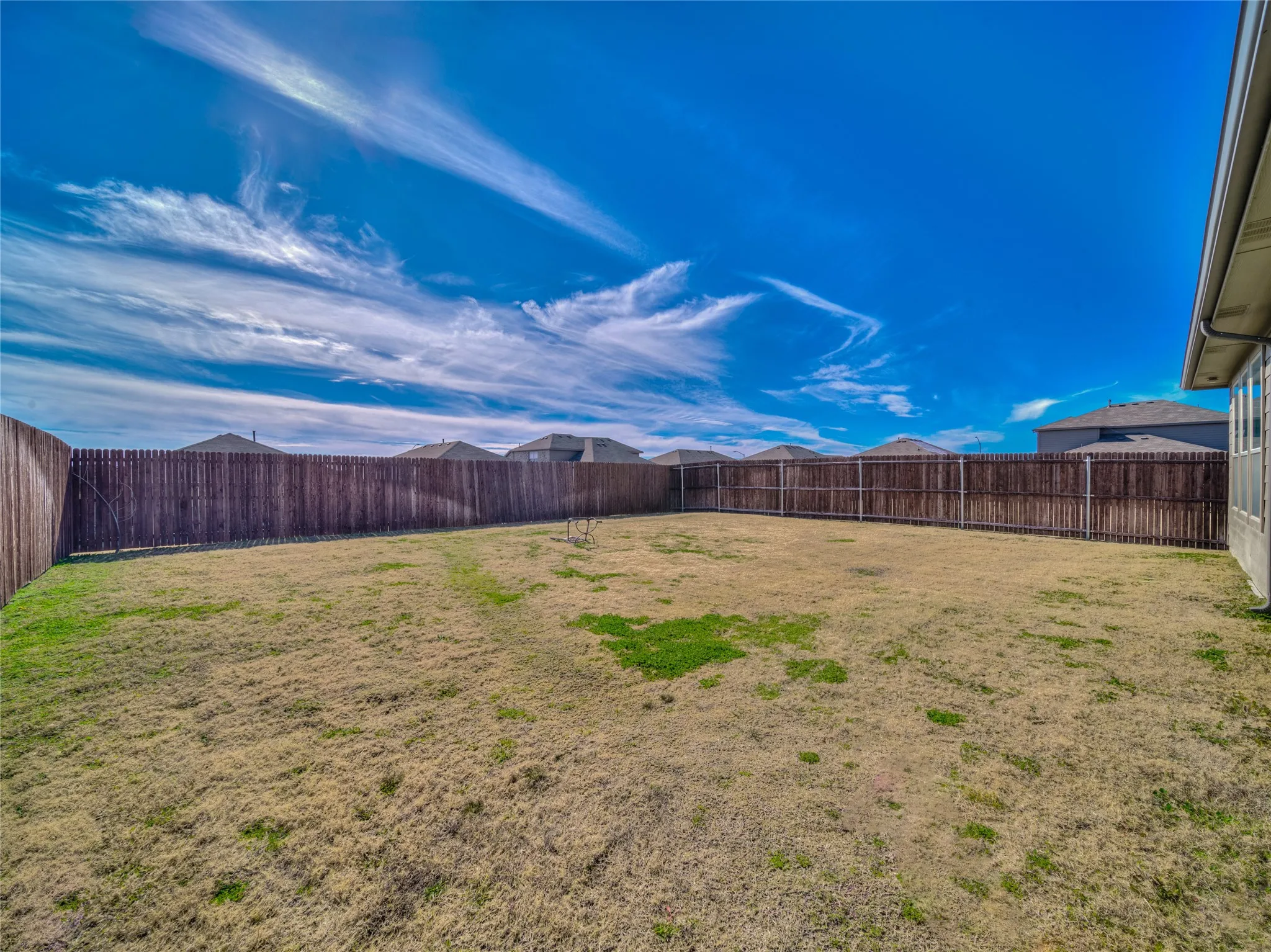 Single Family Residence For Rent in Denton County , 15816 Farringdon Street, Fort Worth, Texas 76247, 4 Bedroom, 2 Bathroom, 2 Garage spaces, 2,100 Sqft, built in 2021, mls#21396876, Real Estate Agent in Fort Worth, Homes For Rent in Denton county, Homes For Rent in Fort Worth, Realtor in Fort Worth Texas, Real Estate Brokerage Independent Realty Texas, Luminita Cordes Realtor