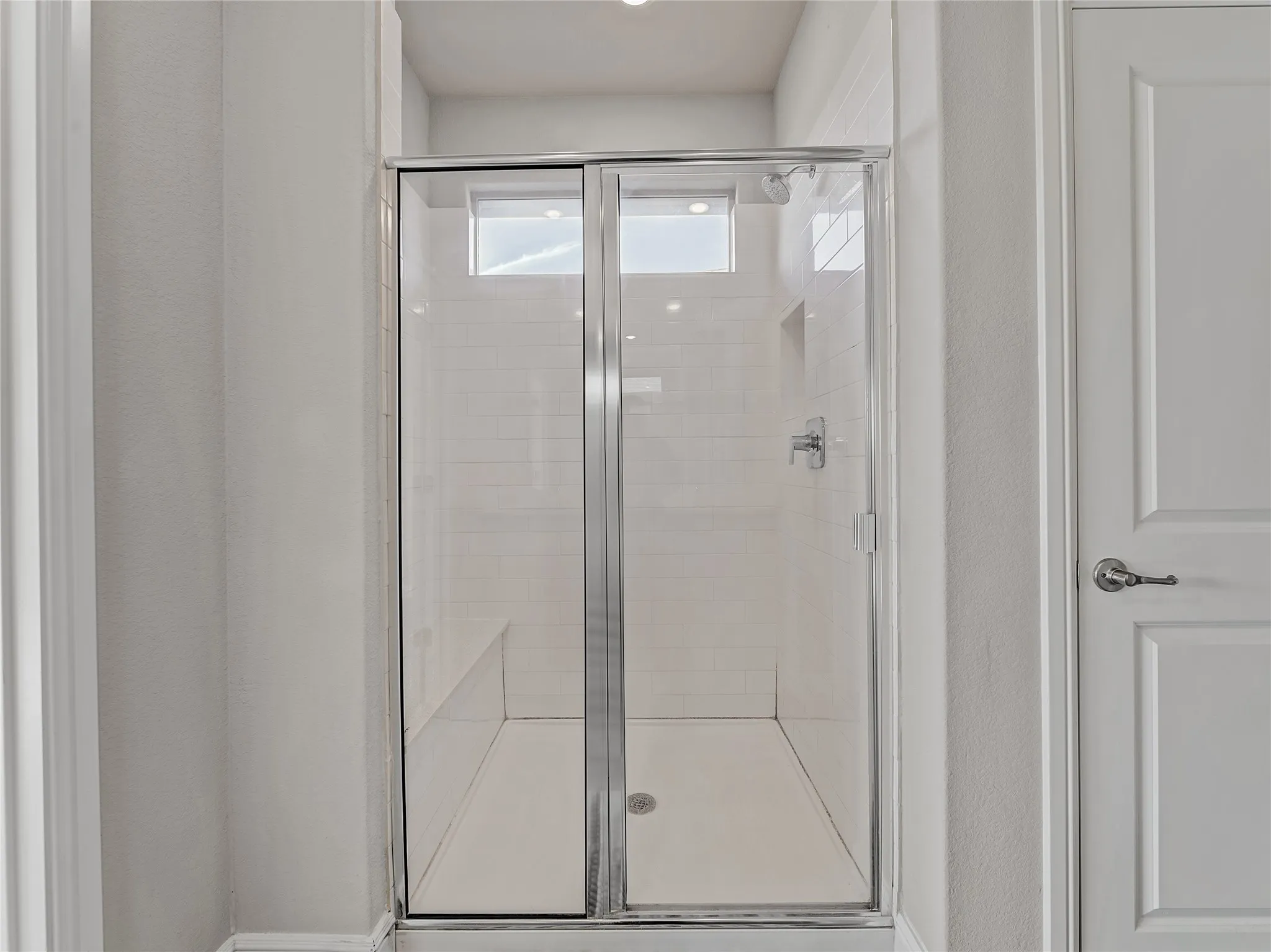 Single Family Residence For Rent in Denton County , 15816 Farringdon Street, Fort Worth, Texas 76247, 4 Bedroom, 2 Bathroom, 2 Garage spaces, 2,100 Sqft, built in 2021, mls#21396876, Real Estate Agent in Fort Worth, Homes For Rent in Denton county, Homes For Rent in Fort Worth, Realtor in Fort Worth Texas, Real Estate Brokerage Independent Realty Texas, Luminita Cordes Realtor