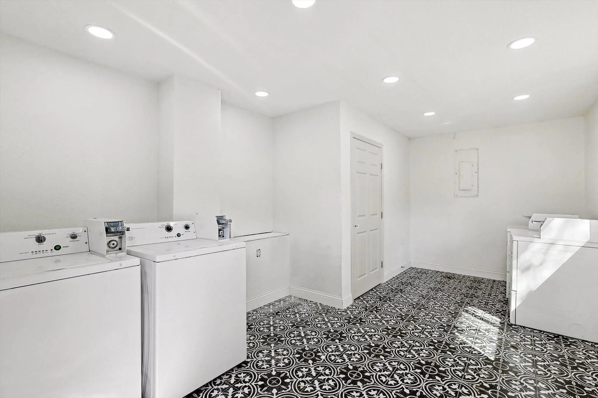 Apartment For Rent in Johnson County , 614 W Heard Street 12, Cleburne, Texas 76033, 2 Bedroom, 1 Bathroom, Garage spaces, 695 Sqft, built in 1985, mls#21396879, Real Estate Agent in Cleburne, Homes For Rent in Johnson county, Homes For Rent in Cleburne, Realtor in Cleburne Texas, Real Estate Brokerage Independent Realty Texas, Luminita Cordes Realtor