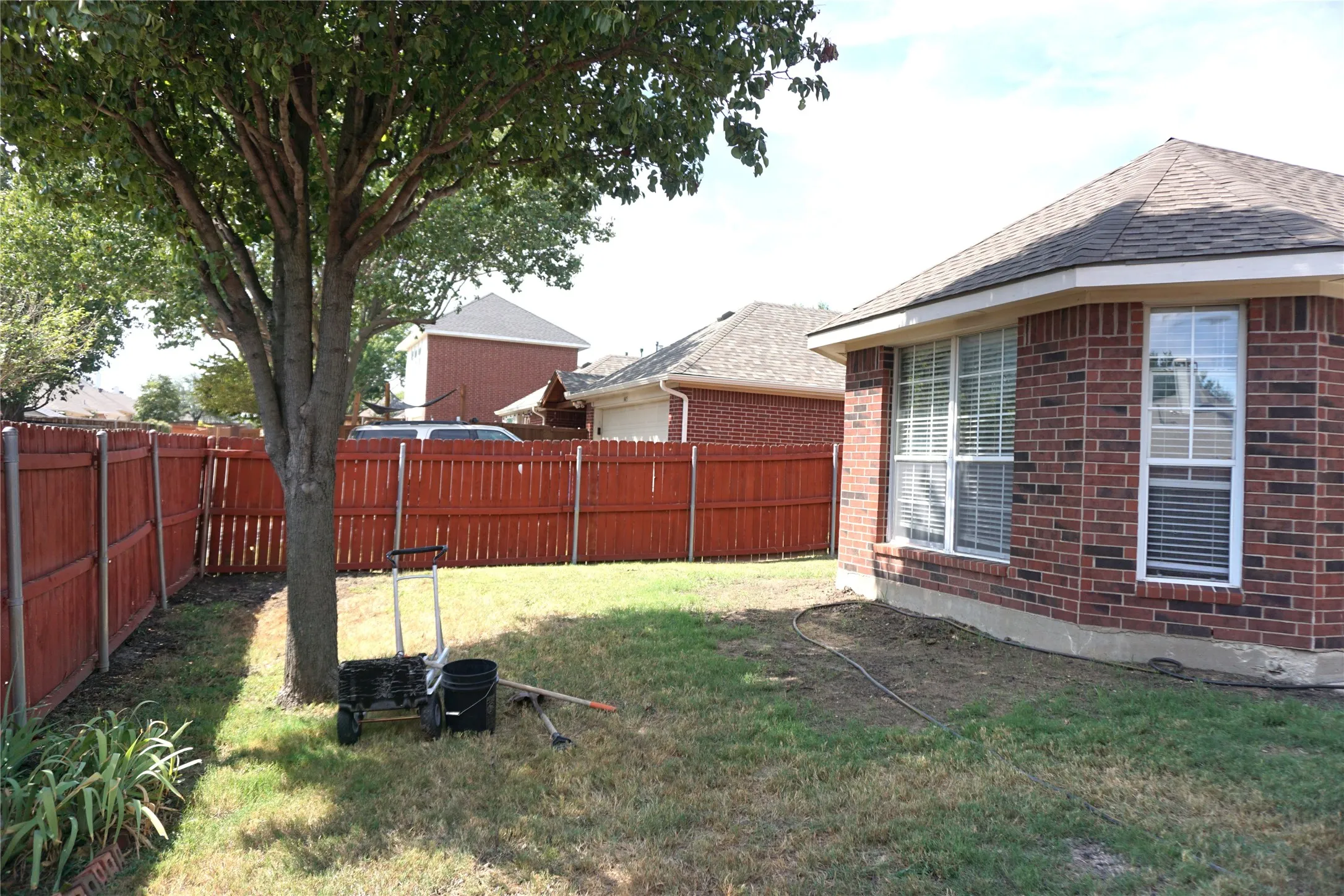Single Family Residence For Rent in Collin County , 1413 Macrae Court, Allen, Texas 75013, 4 Bedroom, 2 Bathroom, 2 Garage spaces, 2,266 Sqft, built in 1999, mls#21396880, Real Estate Agent in Allen, Homes For Rent in Collin county, Homes For Rent in Allen, Realtor in Allen Texas, Real Estate Brokerage Independent Realty Texas, Luminita Cordes Realtor