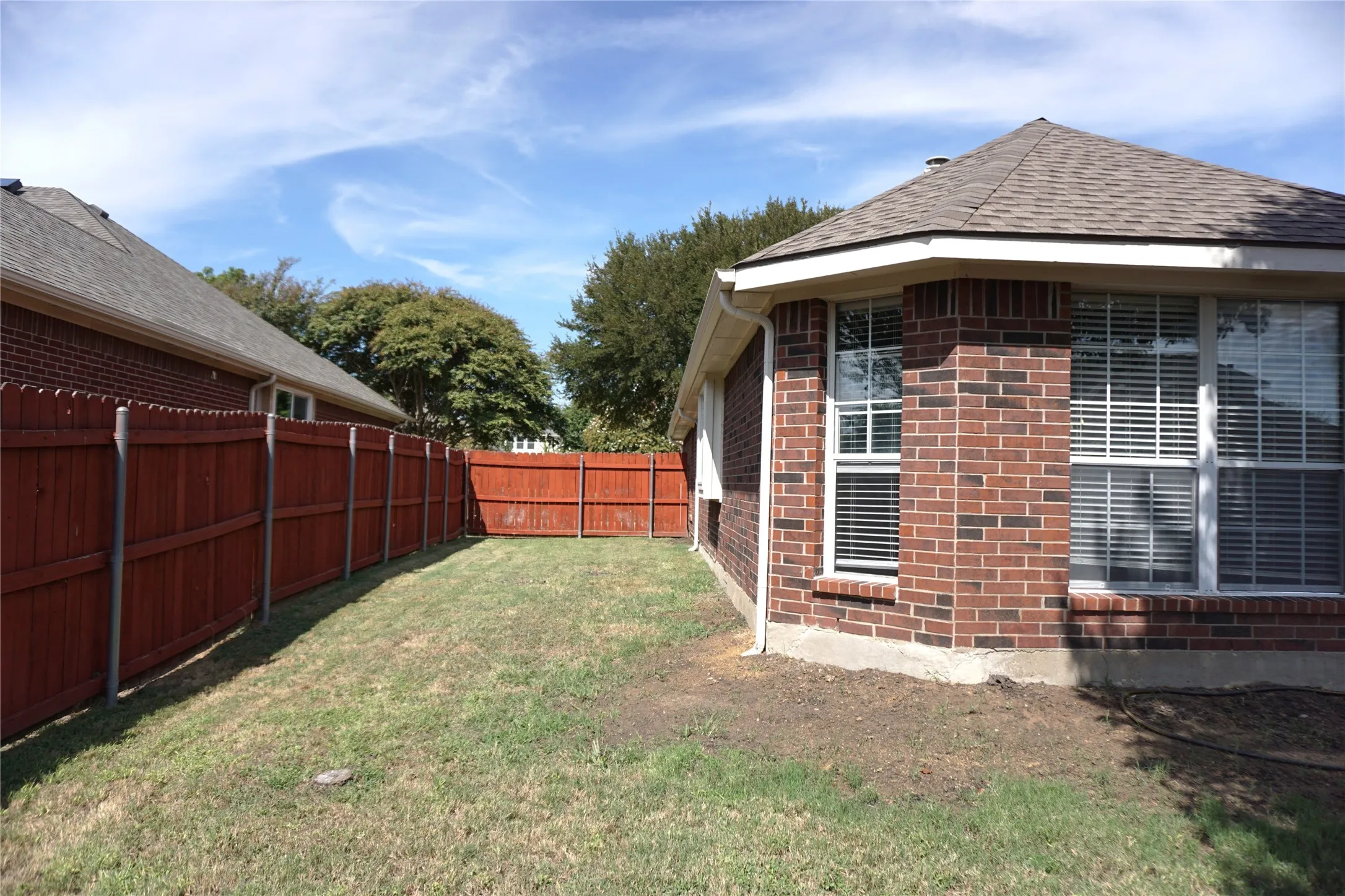 Single Family Residence For Rent in Collin County , 1413 Macrae Court, Allen, Texas 75013, 4 Bedroom, 2 Bathroom, 2 Garage spaces, 2,266 Sqft, built in 1999, mls#21396880, Real Estate Agent in Allen, Homes For Rent in Collin county, Homes For Rent in Allen, Realtor in Allen Texas, Real Estate Brokerage Independent Realty Texas, Luminita Cordes Realtor