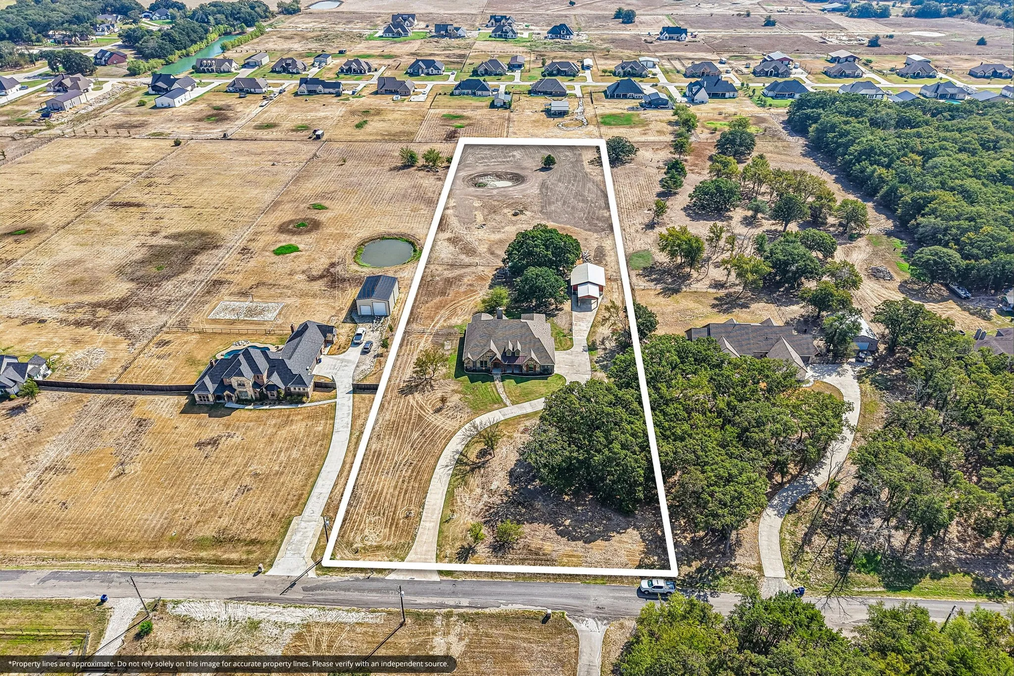 Single Family Residence For Sale in Hunt County , 5931 County Road 2560, Royse City, Texas 75189, 4 Bedroom, 4 Bathroom, 4 Garage spaces, 3,609 Sqft, built in 2017, mls#21393815, Real Estate Agent in Royse City, Homes For Sale in Hunt county, Homes For Sale in Royse City, Realtor in Royse City Texas, Real Estate Brokerage Independent Realty Texas, Luminita Cordes Realtor