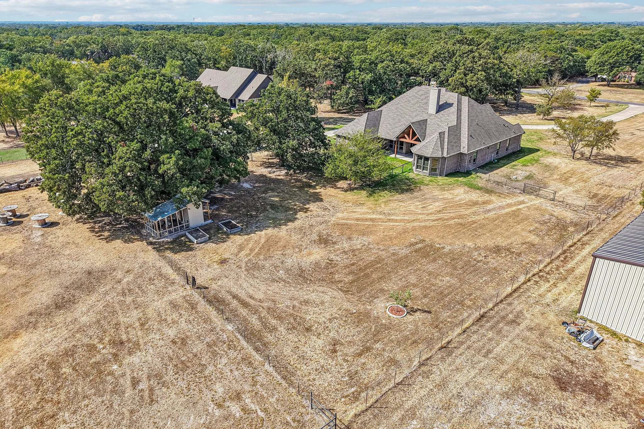 Single Family Residence For Sale in Hunt County , 5931 County Road 2560, Royse City, Texas 75189, 4 Bedroom, 4 Bathroom, 4 Garage spaces, 3,609 Sqft, built in 2017, mls#21393815, Real Estate Agent in Royse City, Homes For Sale in Hunt county, Homes For Sale in Royse City, Realtor in Royse City Texas, Real Estate Brokerage Independent Realty Texas, Luminita Cordes Realtor