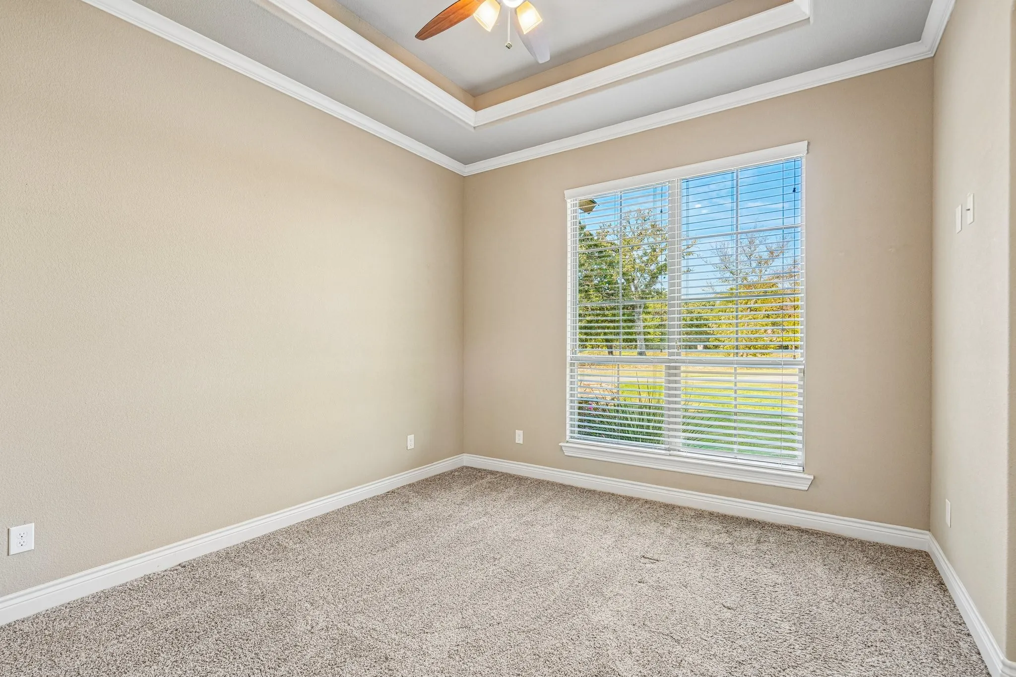 Single Family Residence For Sale in Hunt County , 5931 County Road 2560, Royse City, Texas 75189, 4 Bedroom, 4 Bathroom, 4 Garage spaces, 3,609 Sqft, built in 2017, mls#21393815, Real Estate Agent in Royse City, Homes For Sale in Hunt county, Homes For Sale in Royse City, Realtor in Royse City Texas, Real Estate Brokerage Independent Realty Texas, Luminita Cordes Realtor