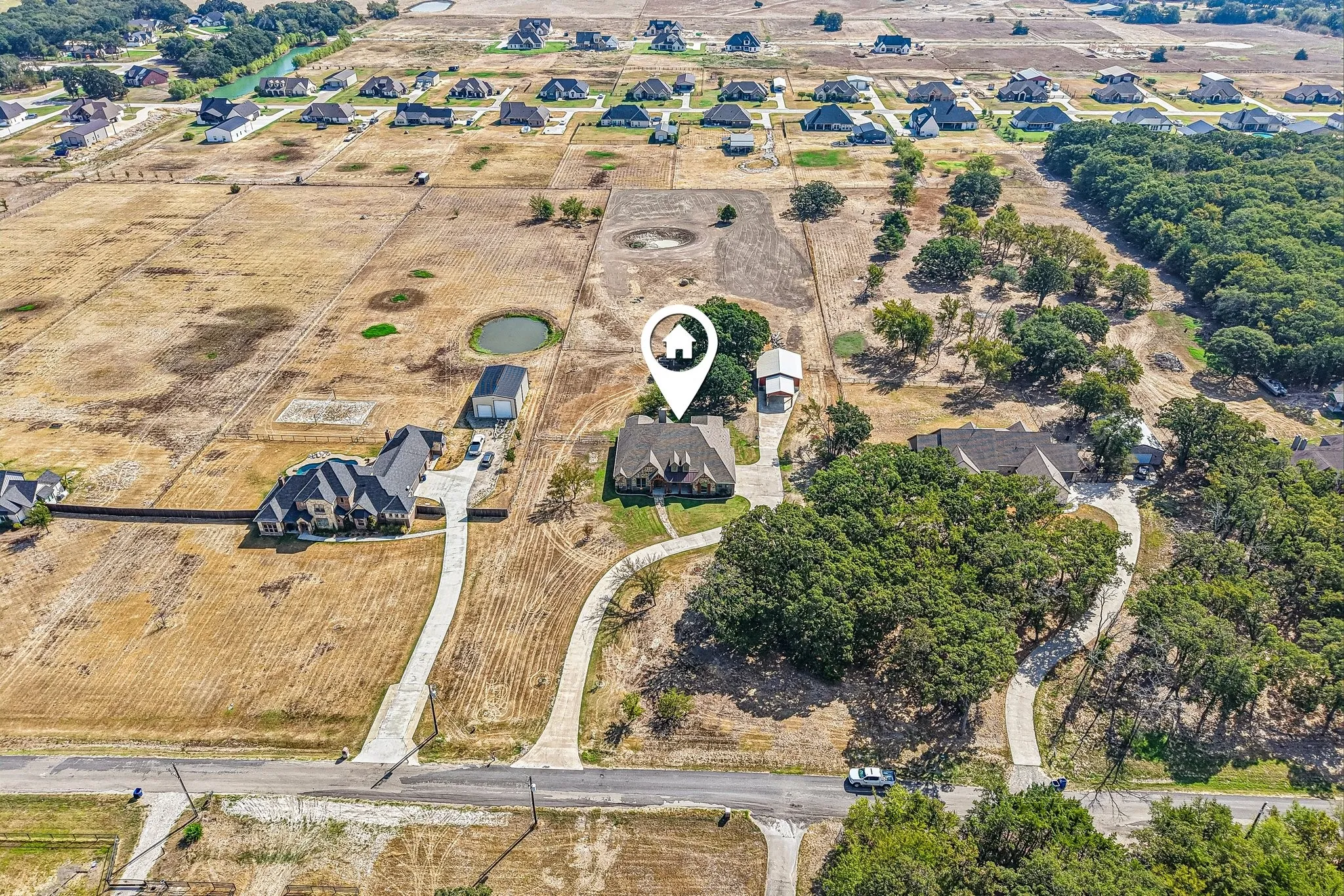Single Family Residence For Sale in Hunt County , 5931 County Road 2560, Royse City, Texas 75189, 4 Bedroom, 4 Bathroom, 4 Garage spaces, 3,609 Sqft, built in 2017, mls#21393815, Real Estate Agent in Royse City, Homes For Sale in Hunt county, Homes For Sale in Royse City, Realtor in Royse City Texas, Real Estate Brokerage Independent Realty Texas, Luminita Cordes Realtor