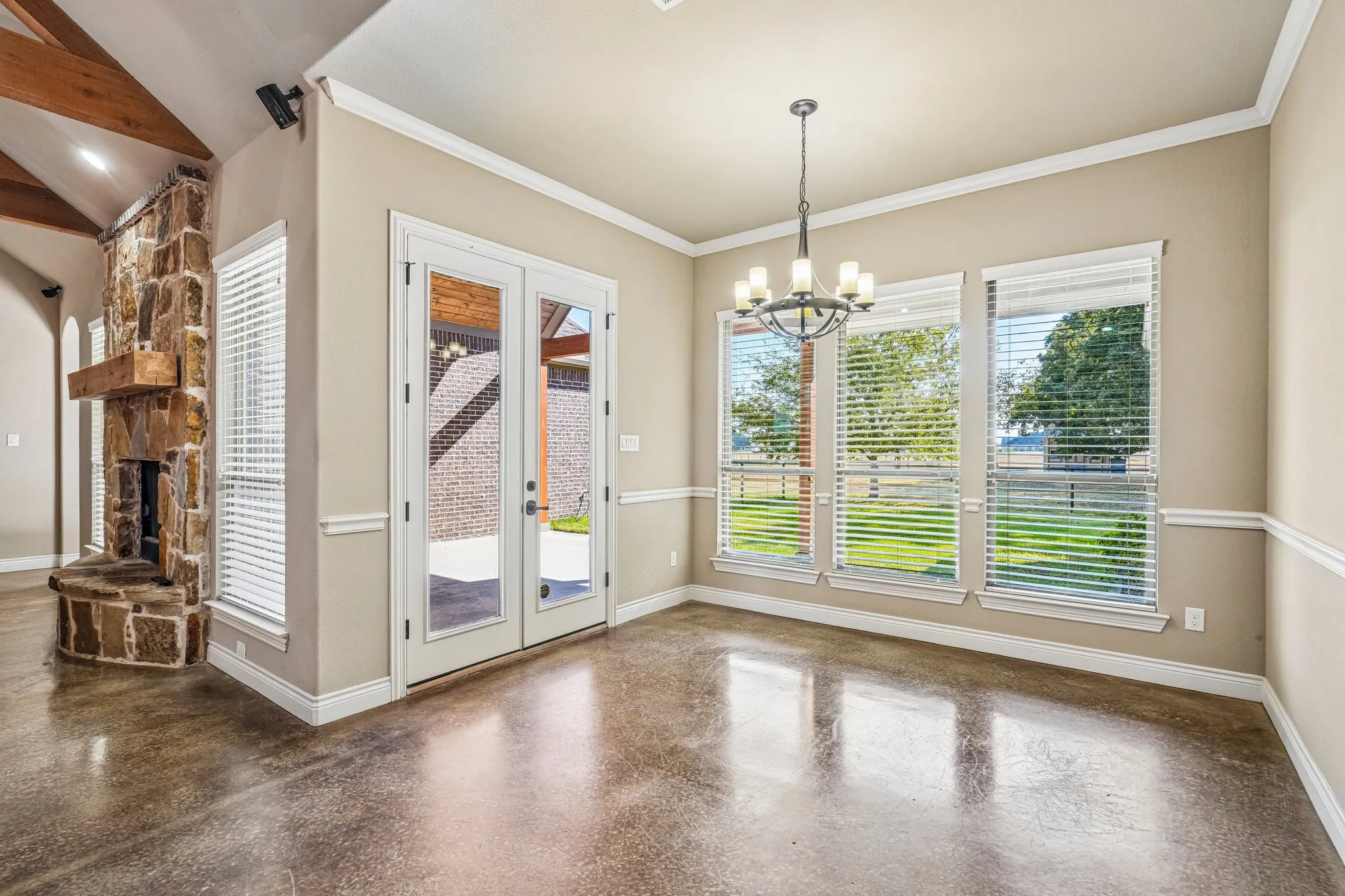 Single Family Residence For Sale in Hunt County , 5931 County Road 2560, Royse City, Texas 75189, 4 Bedroom, 4 Bathroom, 4 Garage spaces, 3,609 Sqft, built in 2017, mls#21393815, Real Estate Agent in Royse City, Homes For Sale in Hunt county, Homes For Sale in Royse City, Realtor in Royse City Texas, Real Estate Brokerage Independent Realty Texas, Luminita Cordes Realtor
