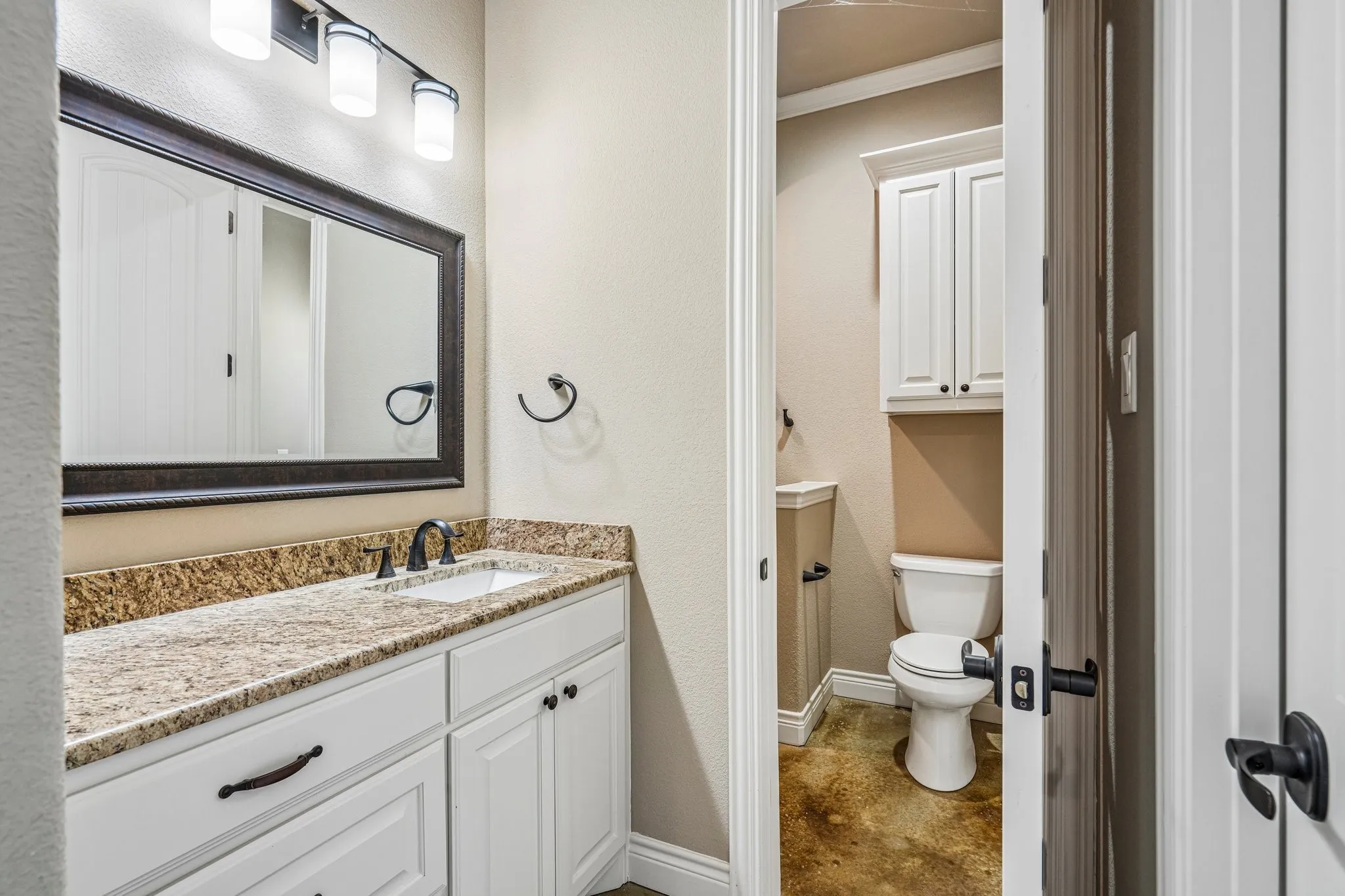 Single Family Residence For Sale in Hunt County , 5931 County Road 2560, Royse City, Texas 75189, 4 Bedroom, 4 Bathroom, 4 Garage spaces, 3,609 Sqft, built in 2017, mls#21393815, Real Estate Agent in Royse City, Homes For Sale in Hunt county, Homes For Sale in Royse City, Realtor in Royse City Texas, Real Estate Brokerage Independent Realty Texas, Luminita Cordes Realtor