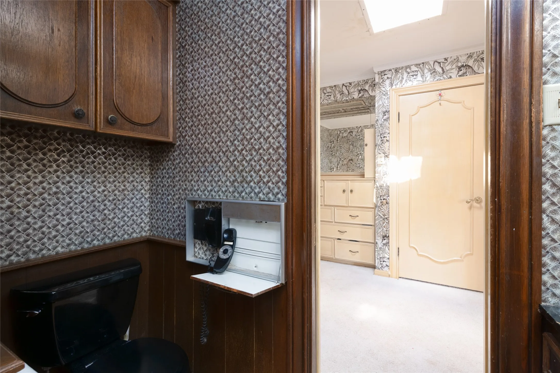 Single Family Residence For Sale in Taylor County , 15 Ninth Hole Street, Abilene, Texas 79603, 4 Bedroom, 5 Bathroom, 5 Garage spaces, 4,625 Sqft, built in 1960, mls#21396854, Real Estate Agent in Abilene, Homes For Sale in Taylor county, Homes For Sale in Abilene, Realtor in Abilene Texas, Real Estate Brokerage Independent Realty Texas, Luminita Cordes Realtor