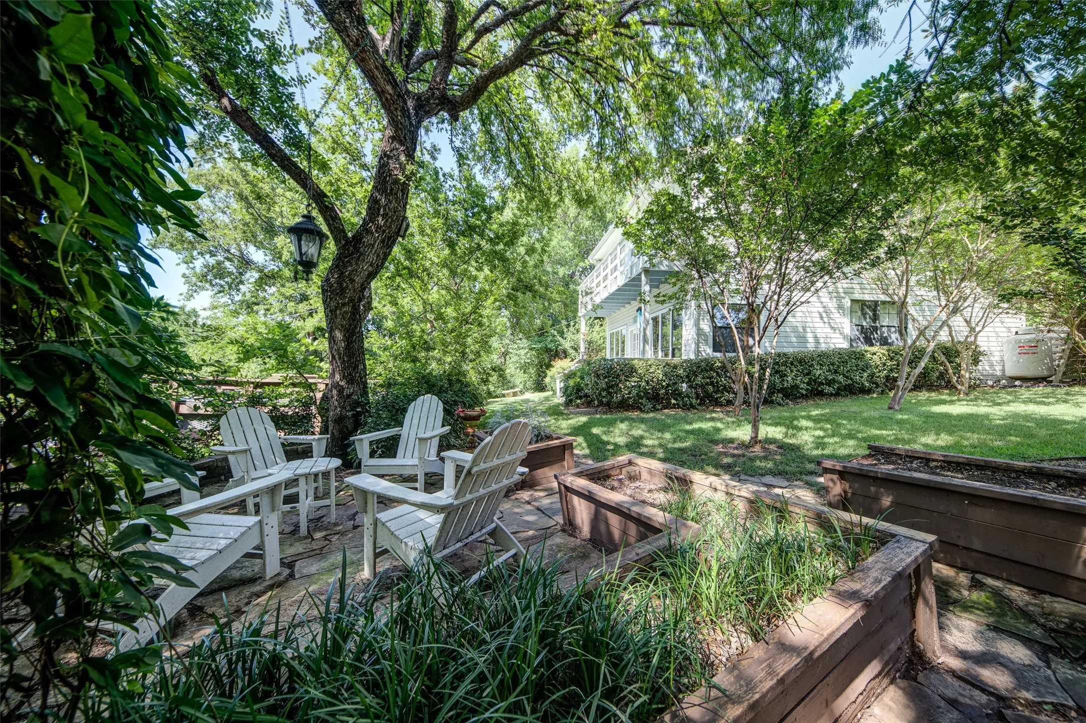 Single Family Residence For Rent in Wise County , 402 Aqua Way, Lake Bridgeport, Texas 76426, 2 Bedroom, 2 Bathroom, Garage spaces, 1,200 Sqft, built in 1995, mls#21396893, Real Estate Agent in Lake Bridgeport, Homes For Rent in Wise county, Homes For Rent in Lake Bridgeport, Realtor in Lake Bridgeport Texas, Real Estate Brokerage Independent Realty Texas, Luminita Cordes Realtor