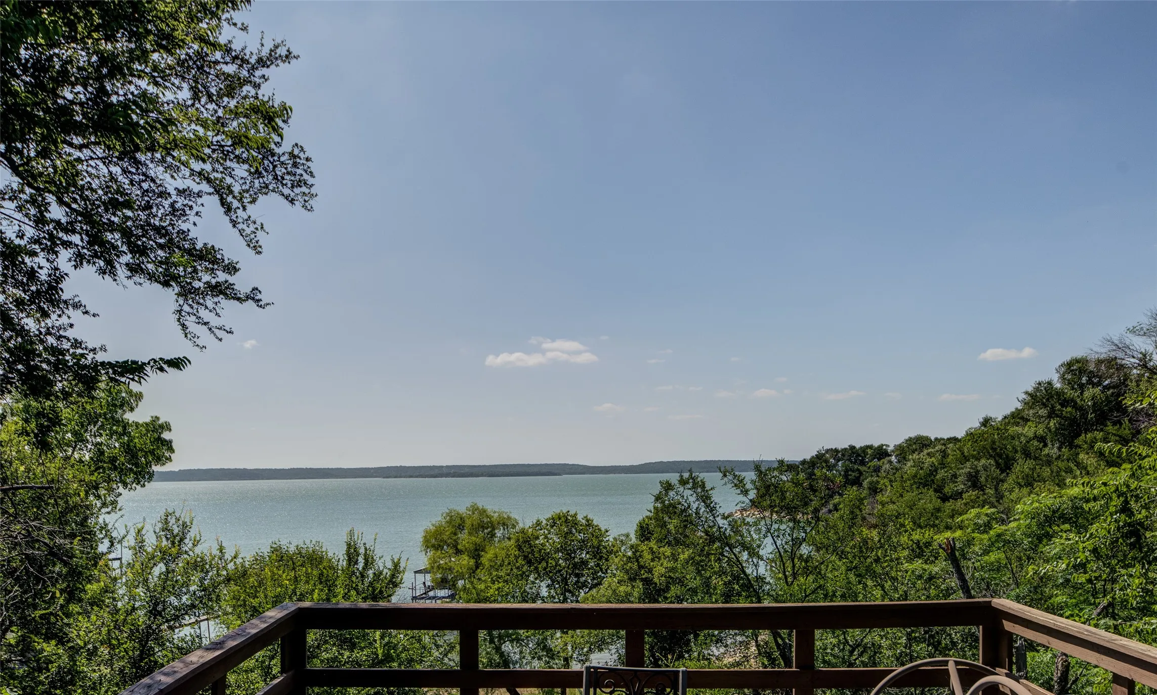 Single Family Residence For Rent in Wise County , 402 Aqua Way, Lake Bridgeport, Texas 76426, 2 Bedroom, 2 Bathroom, Garage spaces, 1,200 Sqft, built in 1995, mls#21396893, Real Estate Agent in Lake Bridgeport, Homes For Rent in Wise county, Homes For Rent in Lake Bridgeport, Realtor in Lake Bridgeport Texas, Real Estate Brokerage Independent Realty Texas, Luminita Cordes Realtor