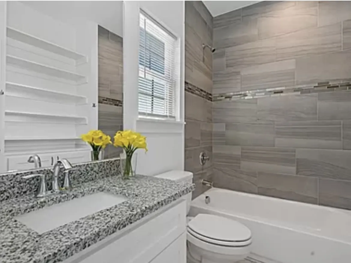 Townhouse For Rent in Dallas County , 4703 Columbia Avenue 104, Dallas, Texas 75226, 2 Bedroom, 3 Bathroom, 2 Garage spaces, 1,644 Sqft, built in 2018, mls#21396897, Real Estate Agent in Dallas, Homes For Rent in Dallas county, Homes For Rent in Dallas, Realtor in Dallas Texas, Real Estate Brokerage Independent Realty Texas, Luminita Cordes Realtor