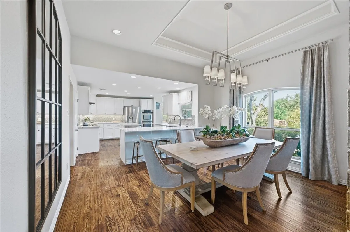 Single Family Residence For Sale in Tarrant County , 3908 Woodstock Drive, Colleyville, Texas 76034, 4 Bedroom, 3 Bathroom, 2 Garage spaces, 3,217 Sqft, built in 1985, mls#21395531, Real Estate Agent in Colleyville, Homes For Sale in Tarrant county, Homes For Sale in Colleyville, Realtor in Colleyville Texas, Real Estate Brokerage Independent Realty Texas, Luminita Cordes Realtor