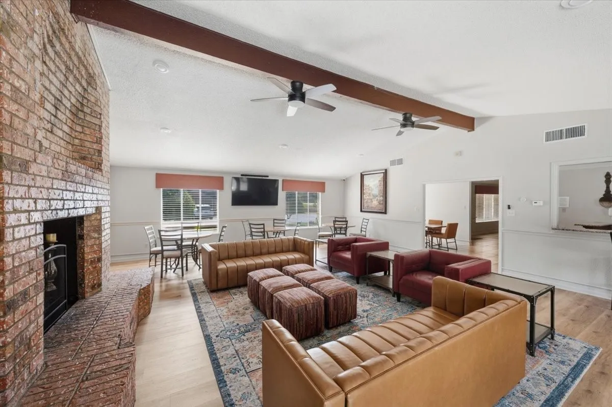 Single Family Residence For Sale in Tarrant County , 3908 Woodstock Drive, Colleyville, Texas 76034, 4 Bedroom, 3 Bathroom, 2 Garage spaces, 3,217 Sqft, built in 1985, mls#21395531, Real Estate Agent in Colleyville, Homes For Sale in Tarrant county, Homes For Sale in Colleyville, Realtor in Colleyville Texas, Real Estate Brokerage Independent Realty Texas, Luminita Cordes Realtor