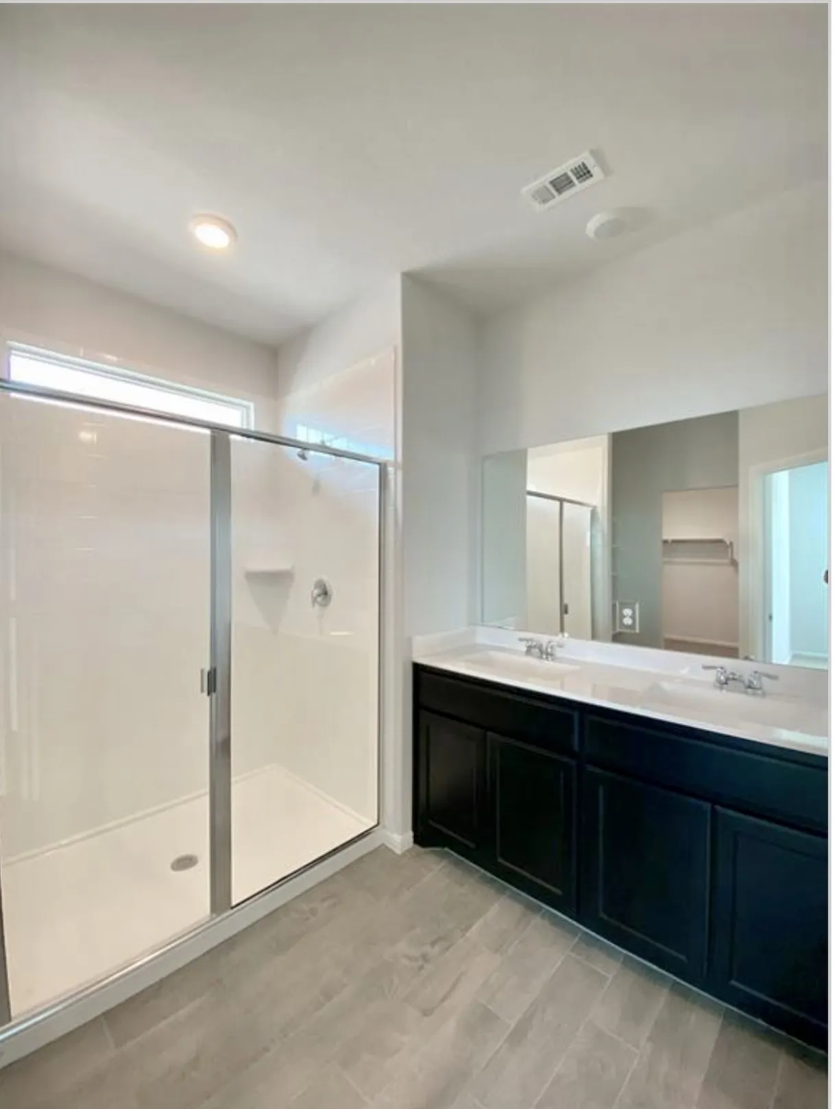 Single Family Residence For Rent in Tarrant County , 9717 Hickory Knob Drive, Fort Worth, Texas 76108, 5 Bedroom, 2 Bathroom, 2 Garage spaces, 2,133 Sqft, built in 2021, mls#21396898, Real Estate Agent in Fort Worth, Homes For Rent in Tarrant county, Homes For Rent in Fort Worth, Realtor in Fort Worth Texas, Real Estate Brokerage Independent Realty Texas, Luminita Cordes Realtor