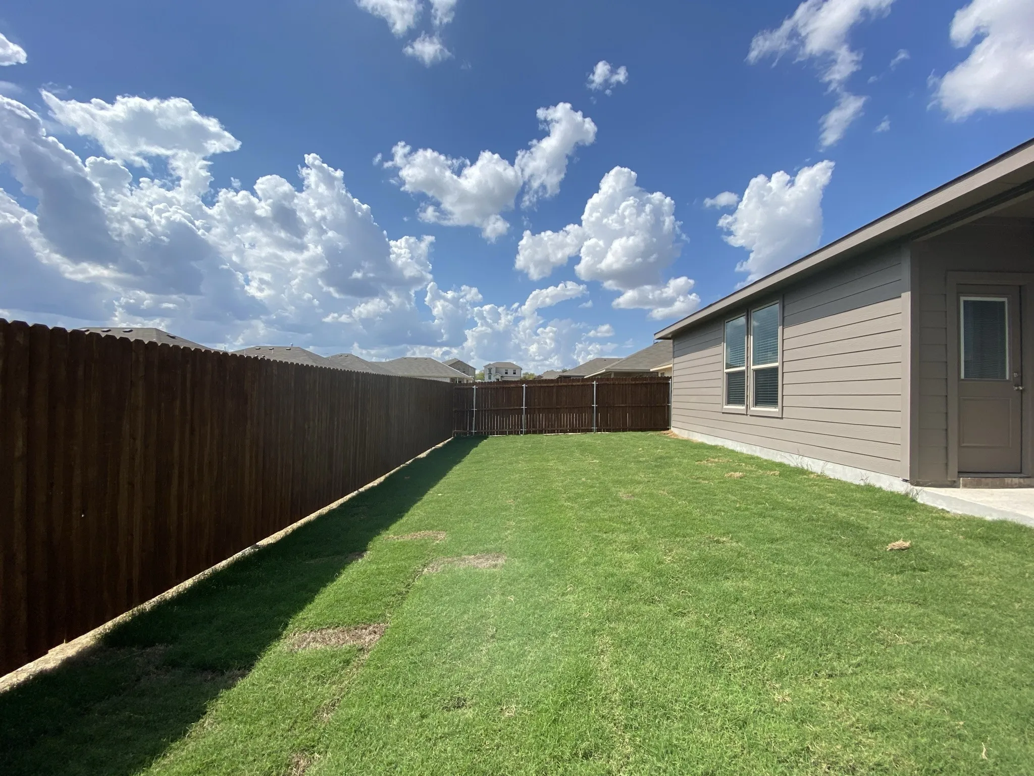 Single Family Residence For Rent in Tarrant County , 9717 Hickory Knob Drive, Fort Worth, Texas 76108, 5 Bedroom, 2 Bathroom, 2 Garage spaces, 2,133 Sqft, built in 2021, mls#21396898, Real Estate Agent in Fort Worth, Homes For Rent in Tarrant county, Homes For Rent in Fort Worth, Realtor in Fort Worth Texas, Real Estate Brokerage Independent Realty Texas, Luminita Cordes Realtor