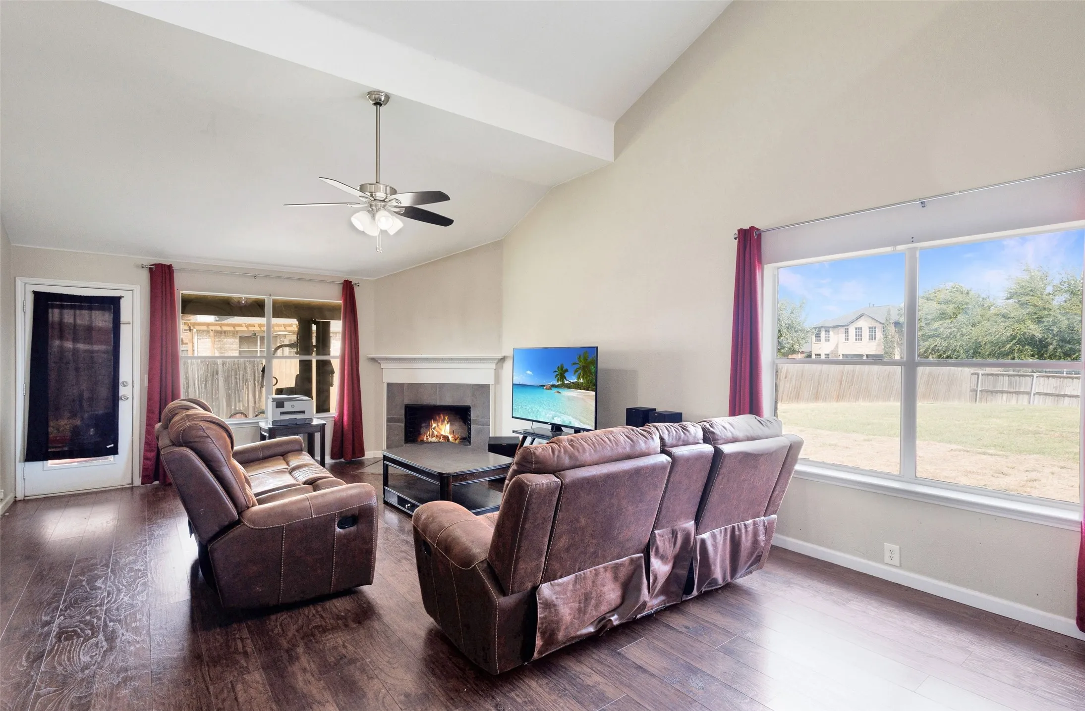 Single Family Residence For Sale in Tarrant County , 951 Zachary Drive, Arlington, Texas 76002, 4 Bedroom, 3 Bathroom, 2 Garage spaces, 2,360 Sqft, built in 2008, mls#21396614, Real Estate Agent in Arlington, Homes For Sale in Tarrant county, Homes For Sale in Arlington, Realtor in Arlington Texas, Real Estate Brokerage Independent Realty Texas, Luminita Cordes Realtor