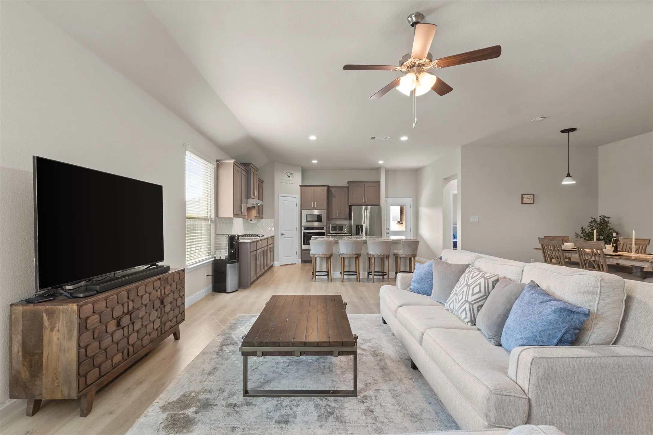 Single Family Residence For Sale in Ellis County , 3615 Orchard Street, Grand Prairie, Texas 76065, 4 Bedroom, 2 Bathroom, 3 Garage spaces, 2,285 Sqft, built in 2022, mls#21396588, Real Estate Agent in Grand Prairie, Homes For Sale in Ellis county, Homes For Sale in Grand Prairie, Realtor in Grand Prairie Texas, Real Estate Brokerage Independent Realty Texas, Luminita Cordes Realtor