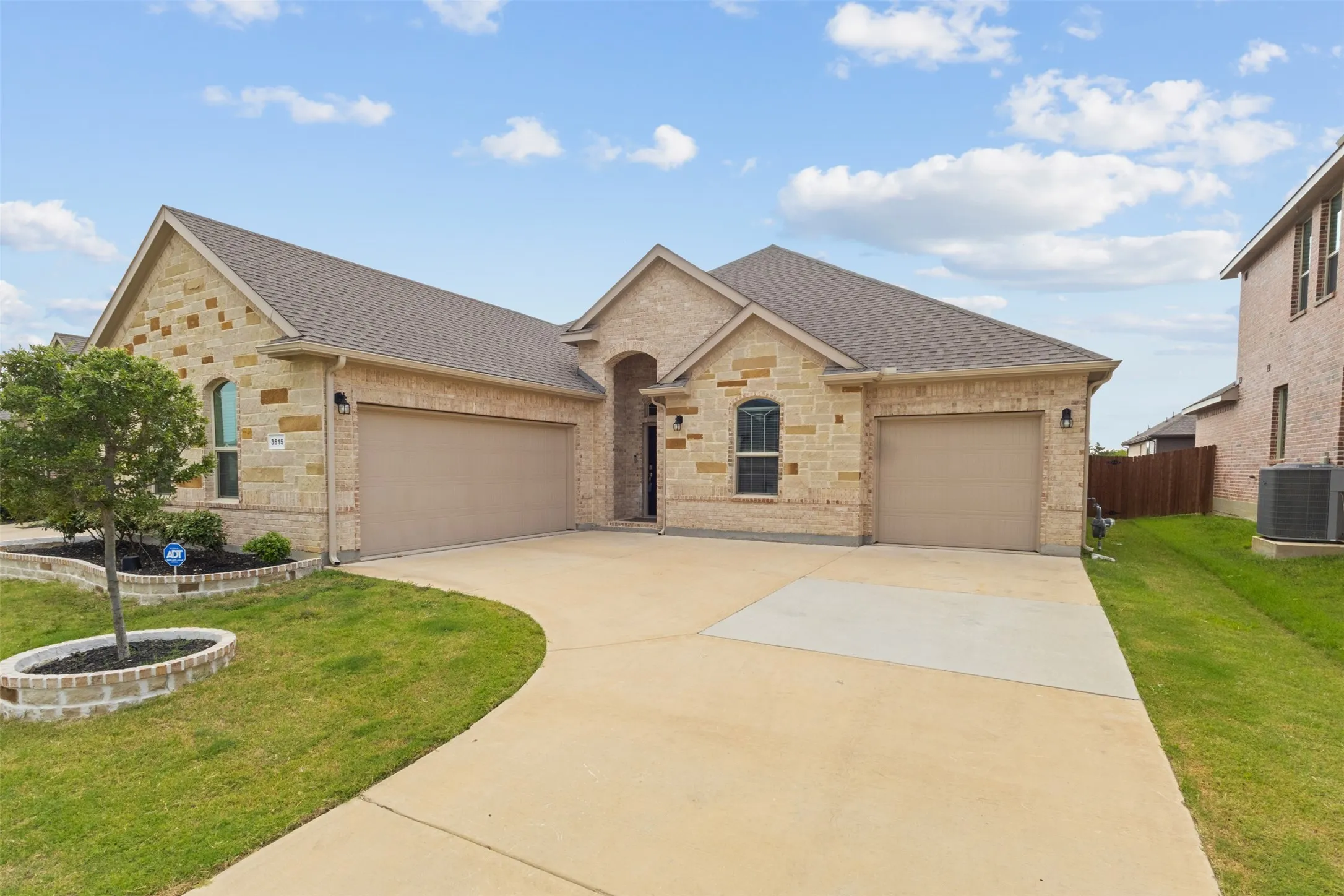 Single Family Residence For Sale in Ellis County , 3615 Orchard Street, Grand Prairie, Texas 76065, 4 Bedroom, 2 Bathroom, 3 Garage spaces, 2,285 Sqft, built in 2022, mls#21396588, Real Estate Agent in Grand Prairie, Homes For Sale in Ellis county, Homes For Sale in Grand Prairie, Realtor in Grand Prairie Texas, Real Estate Brokerage Independent Realty Texas, Luminita Cordes Realtor