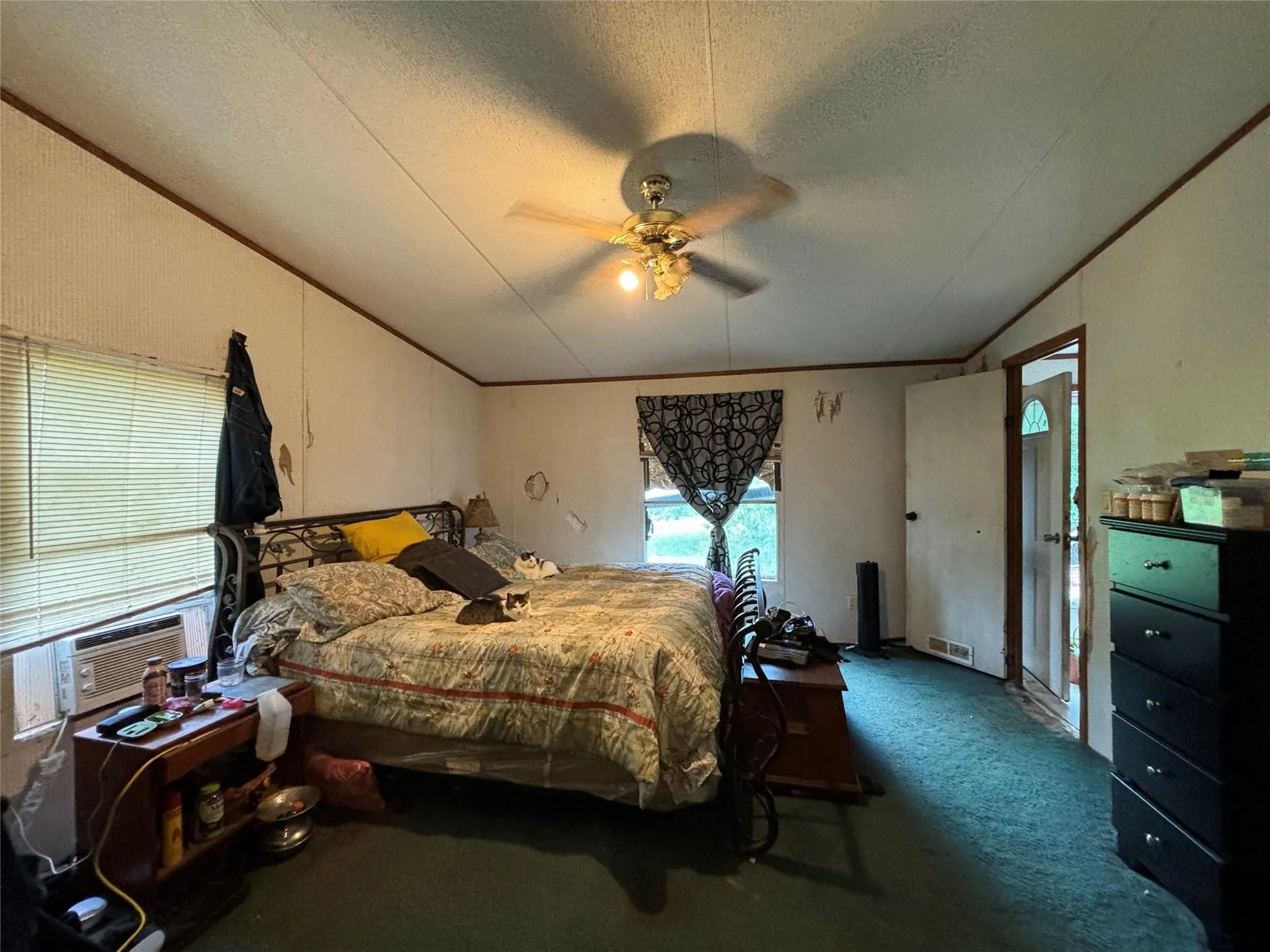 Mobile Home For Sale in Upshur County , 5982 Doe Trail, Gilmer, Texas 75645, 3 Bedroom, 2 Bathroom, Garage spaces, 1,508 Sqft, built in 2000, mls#21396915, Real Estate Agent in Gilmer, Homes For Sale in Upshur county, Homes For Sale in Gilmer, Realtor in Gilmer Texas, Real Estate Brokerage Independent Realty Texas, Luminita Cordes Realtor