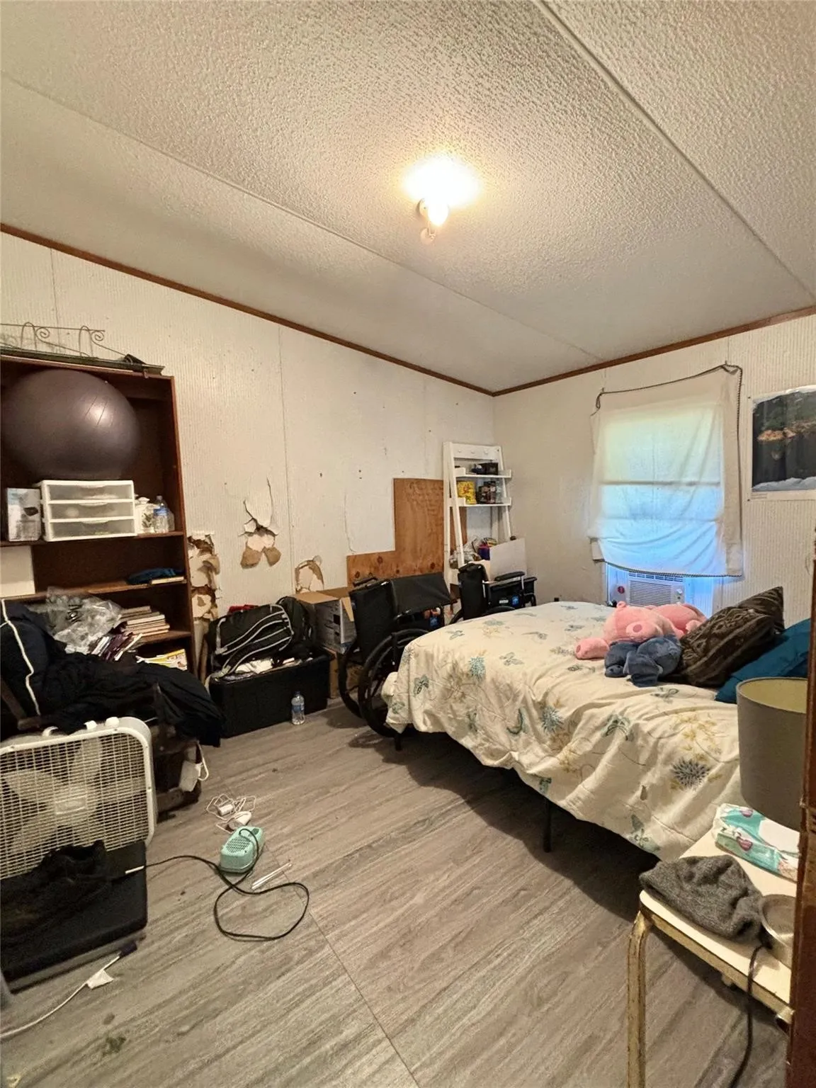 Mobile Home For Sale in Upshur County , 5982 Doe Trail, Gilmer, Texas 75645, 3 Bedroom, 2 Bathroom, Garage spaces, 1,508 Sqft, built in 2000, mls#21396915, Real Estate Agent in Gilmer, Homes For Sale in Upshur county, Homes For Sale in Gilmer, Realtor in Gilmer Texas, Real Estate Brokerage Independent Realty Texas, Luminita Cordes Realtor