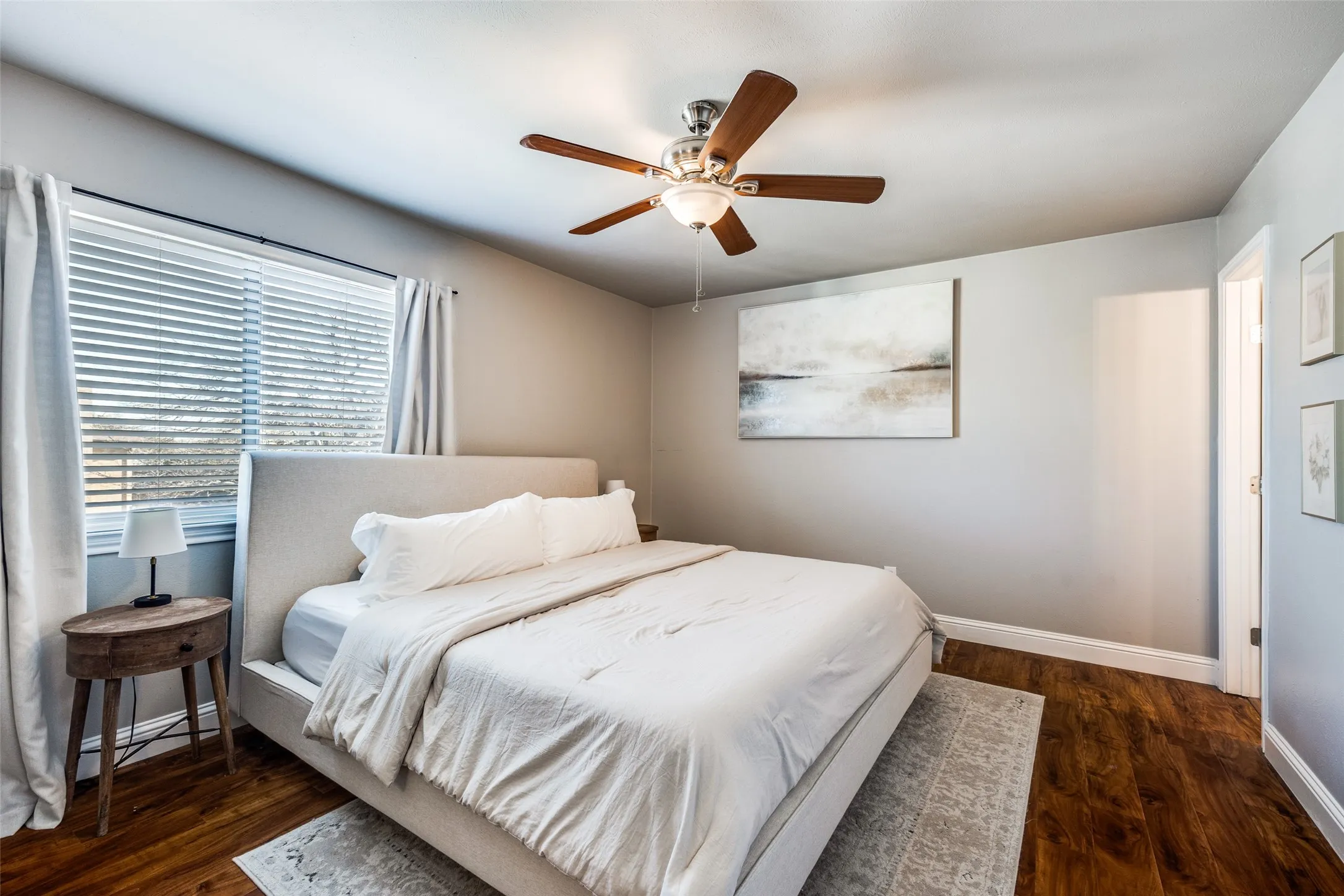 Condominium For Sale in Collin County , 2604 Custer Parkway B, Richardson, Texas 75080, 3 Bedroom, 3 Bathroom, Garage spaces, 1,728 Sqft, built in 1973, mls#21396925, Real Estate Agent in Richardson, Homes For Sale in Collin county, Homes For Sale in Richardson, Realtor in Richardson Texas, Real Estate Brokerage Independent Realty Texas, Luminita Cordes Realtor